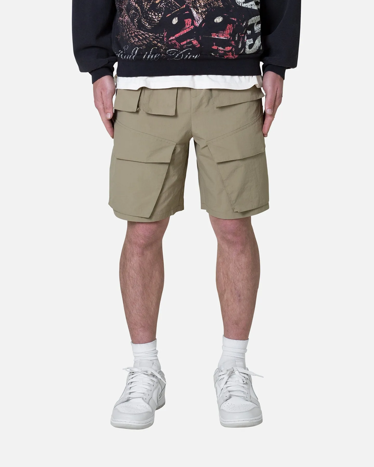 Preppy look Linen blend MNML Nylon Cargo Traveler Shorts Sand