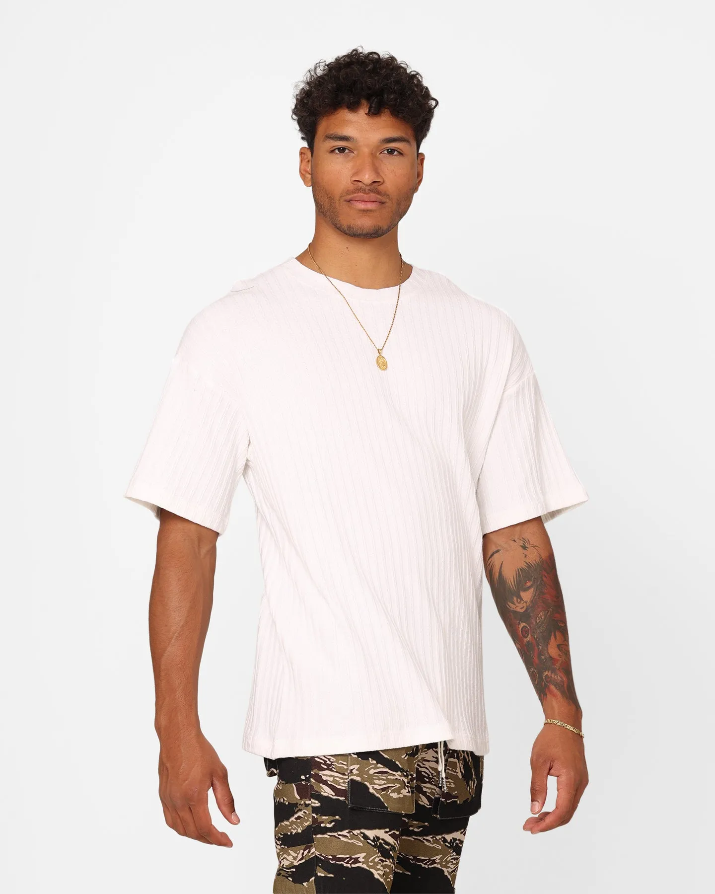 Modern Trend Look Everyday Casual XXIII Karl Knit T-Shirt White