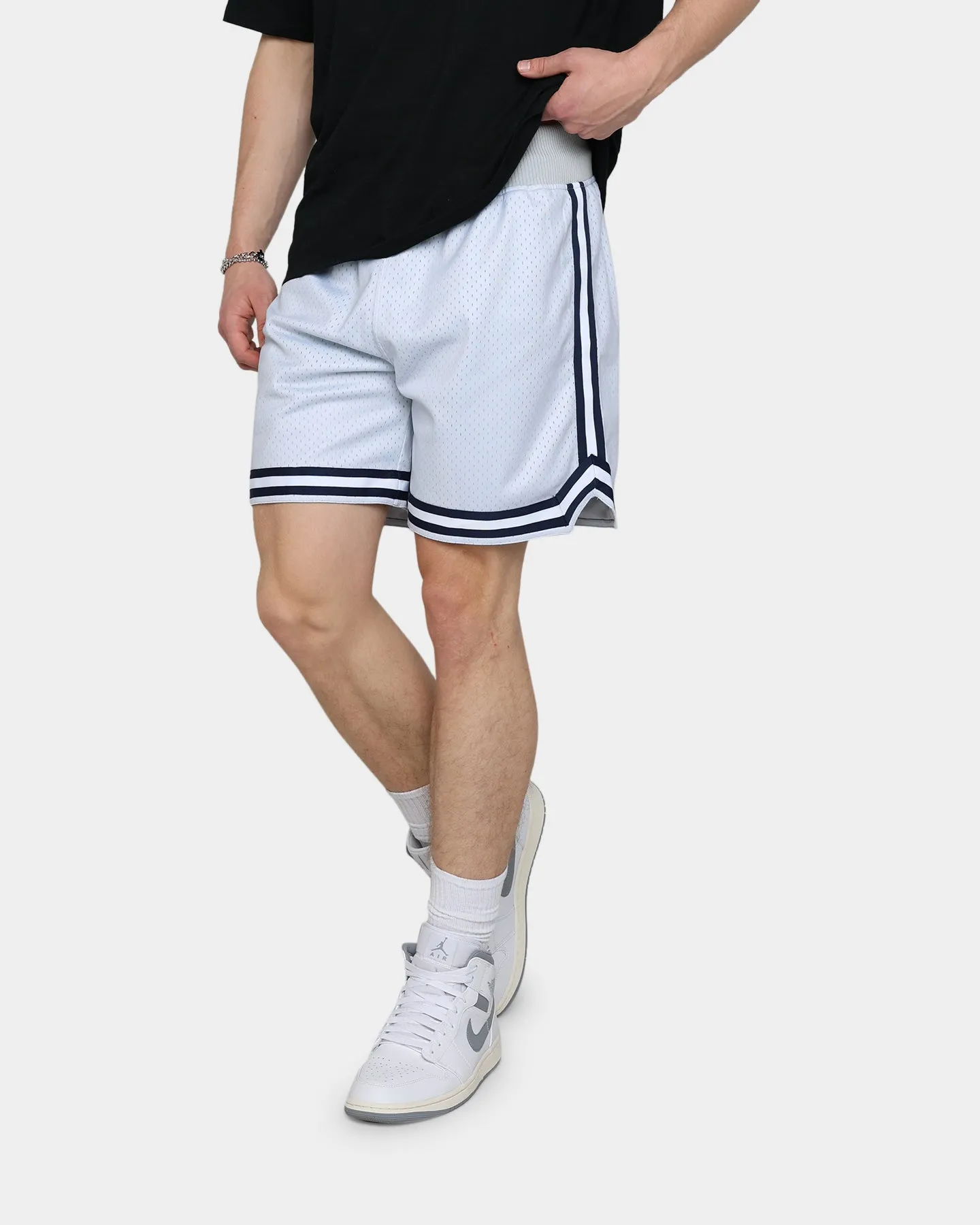 19Nine Georgetown Legacy Shorts Grey Outdoor Fit