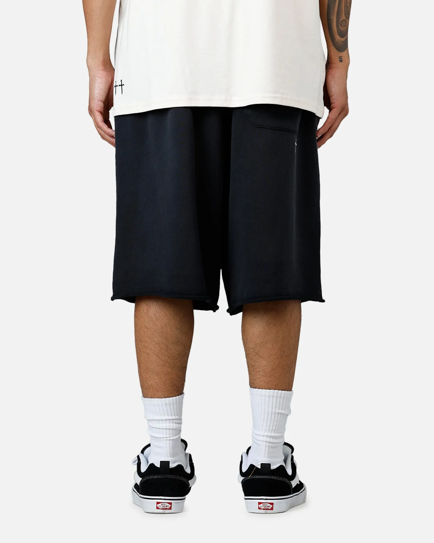 Zero Irritation Tags Casual Fit Saint Morta Warrior Baggy Sweat Shorts Washed Black