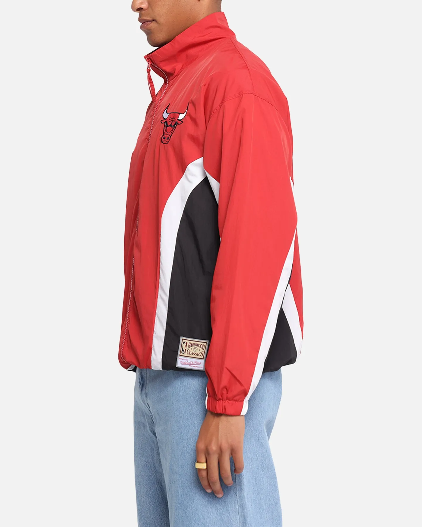 Mitchell & Ness Chicago Bulls Nylon Track Jacket Red/Black short sleeved