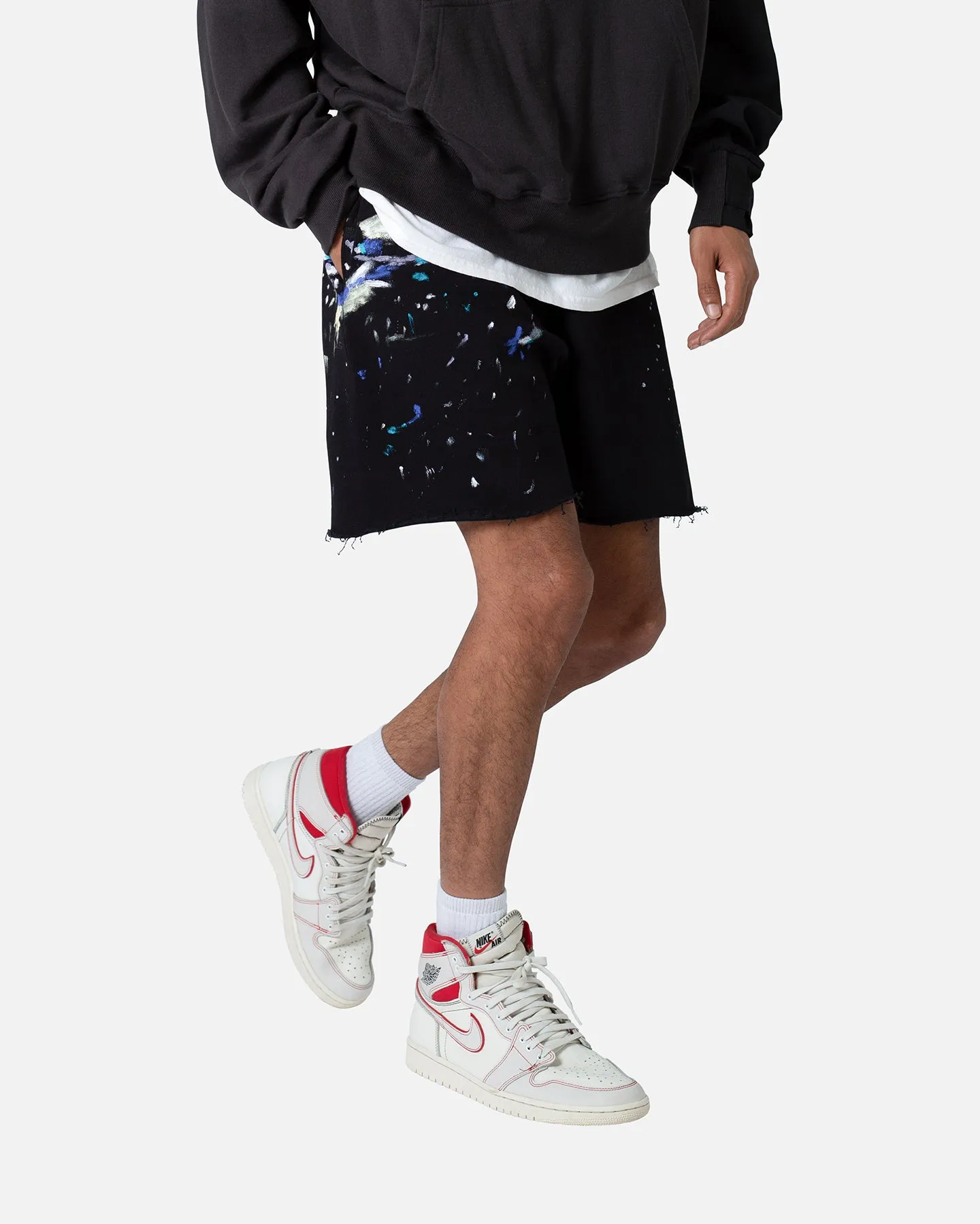 Durable Weave Fabric Stretch Fit Design MNML Contrast Paneled Sweatshorts Black