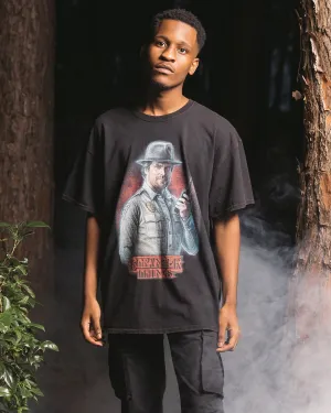 casual and comfortable Classic Layer Wear Goat Crew X Stranger Things Chief Hopper Vintage T-Shirt Black Wash