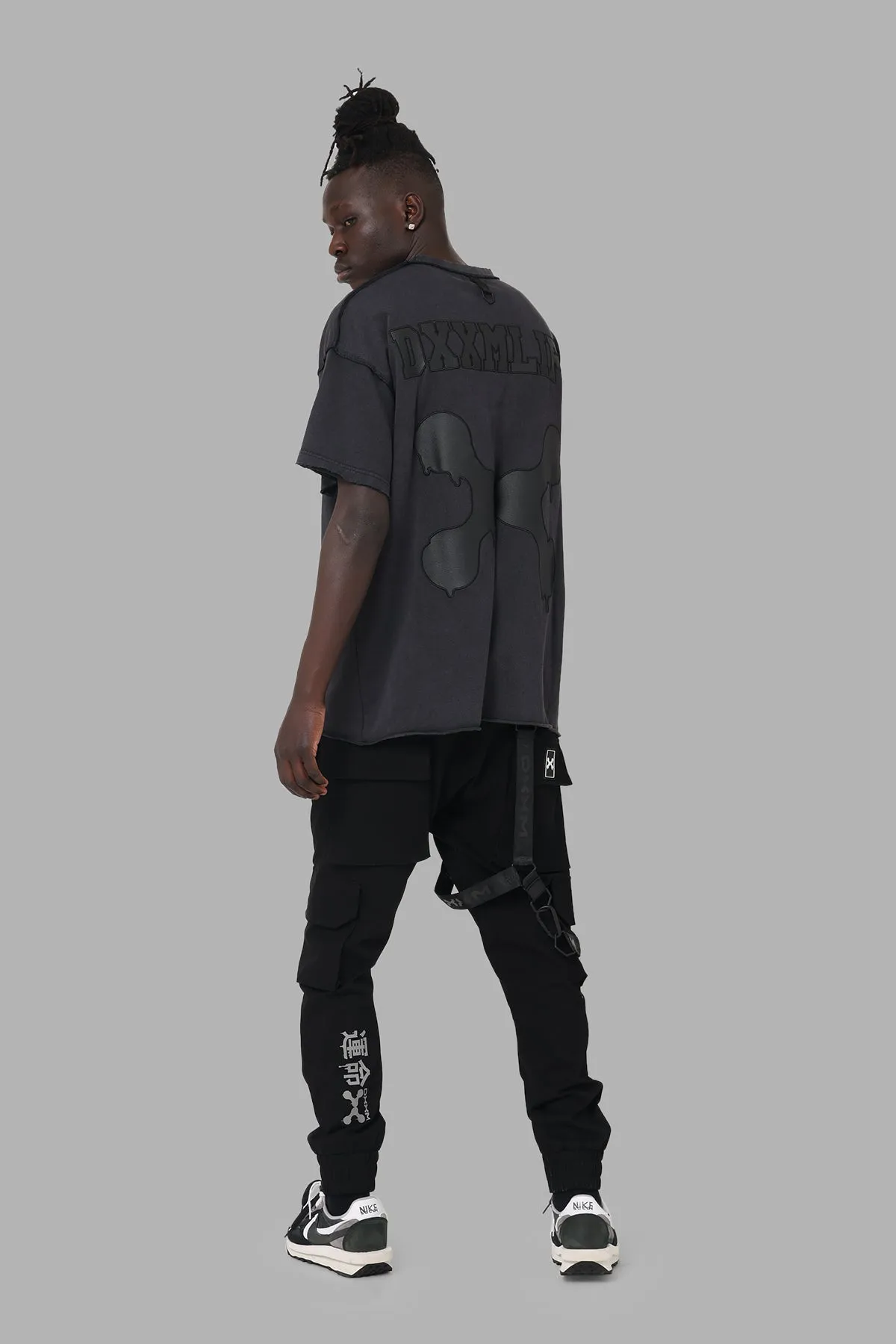DXXMLife L-5 Txnal Oversized T-Shirt Black/Black Versatile Comfort Wear