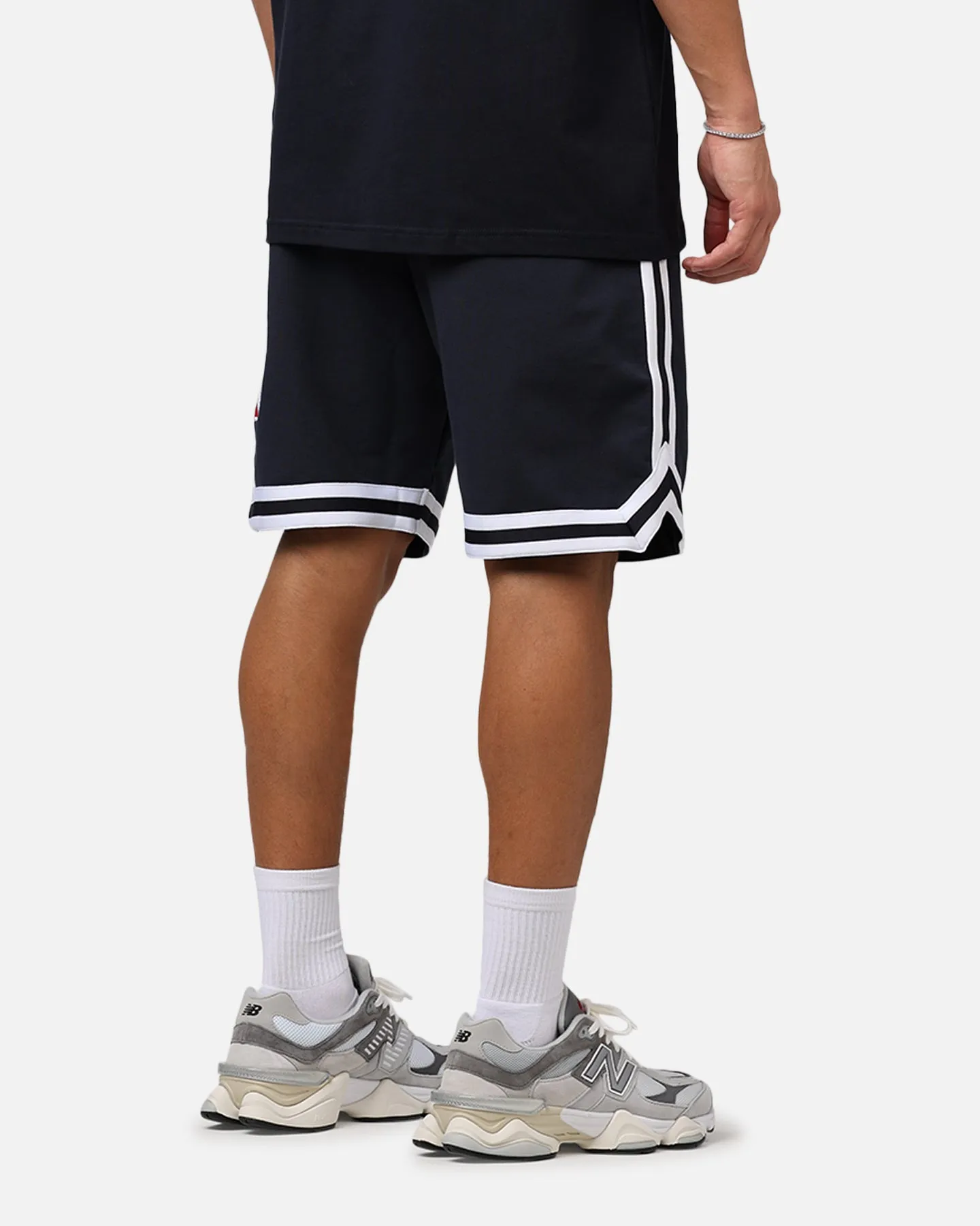 New Era Atlanta Braves 'Logo Select Official Team Colors' Shorts OTC Non Binding Waistline