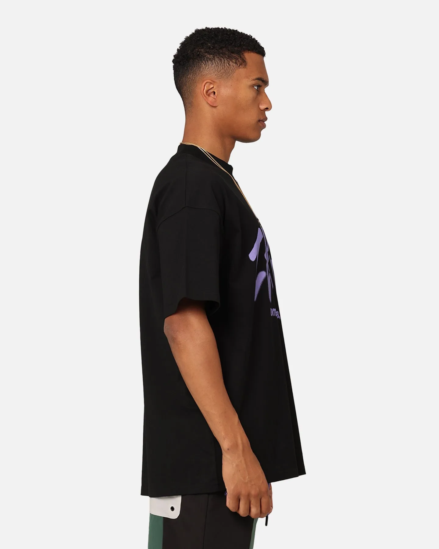 Carre Enterprise Oversized T-Shirt Black Breathable mesh lining Light Comfort