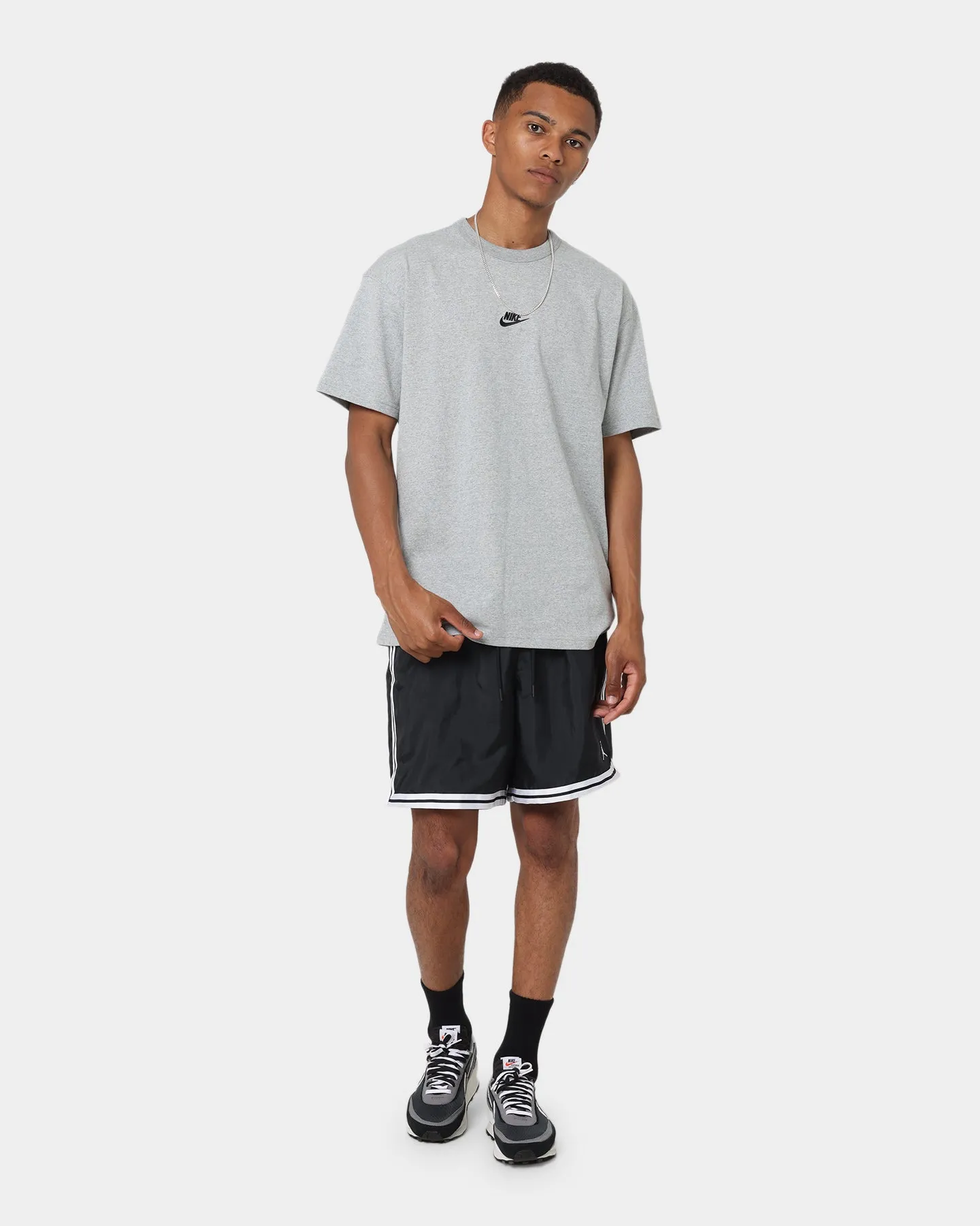 Textured Surface Chic Casual Wear Nike Nike Sportswear Premium Essential Sustainable T-Shirt Dark Grey Heather