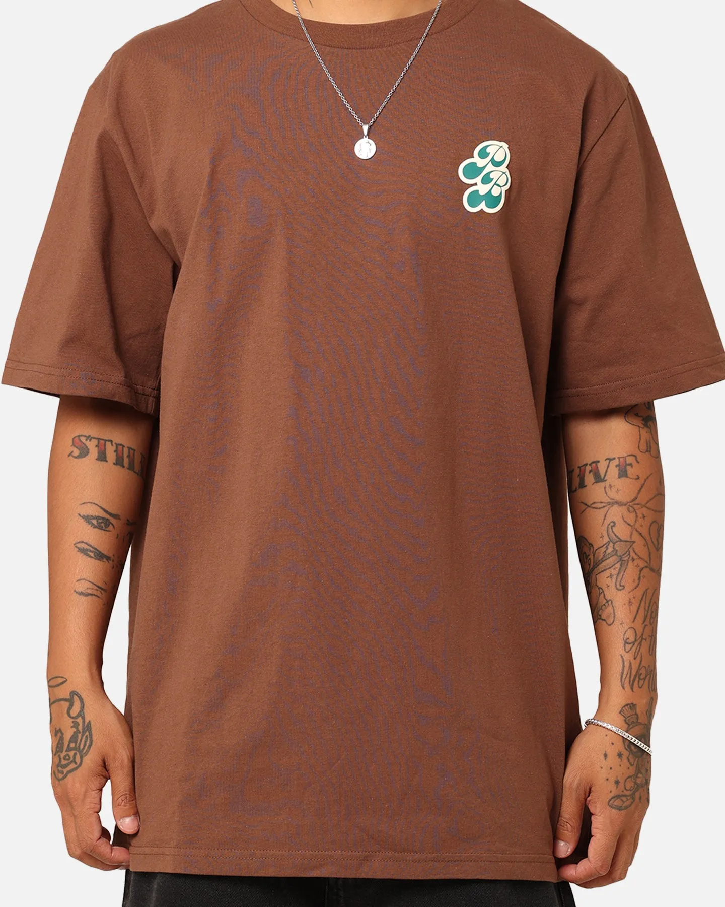 Flexible Ribbed Cuffs Playboy PB Heart T-Shirt Brown