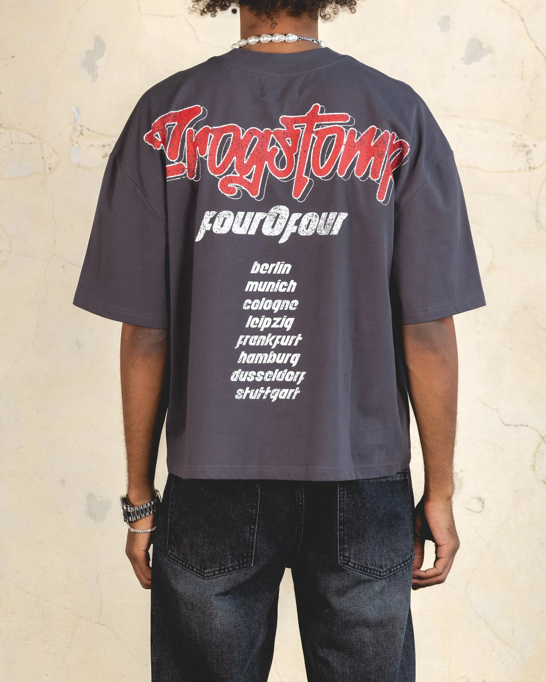 404 Frogstomp Cropped T-Shirt Charcoal StretchReinforcedArmholes Indoor Event