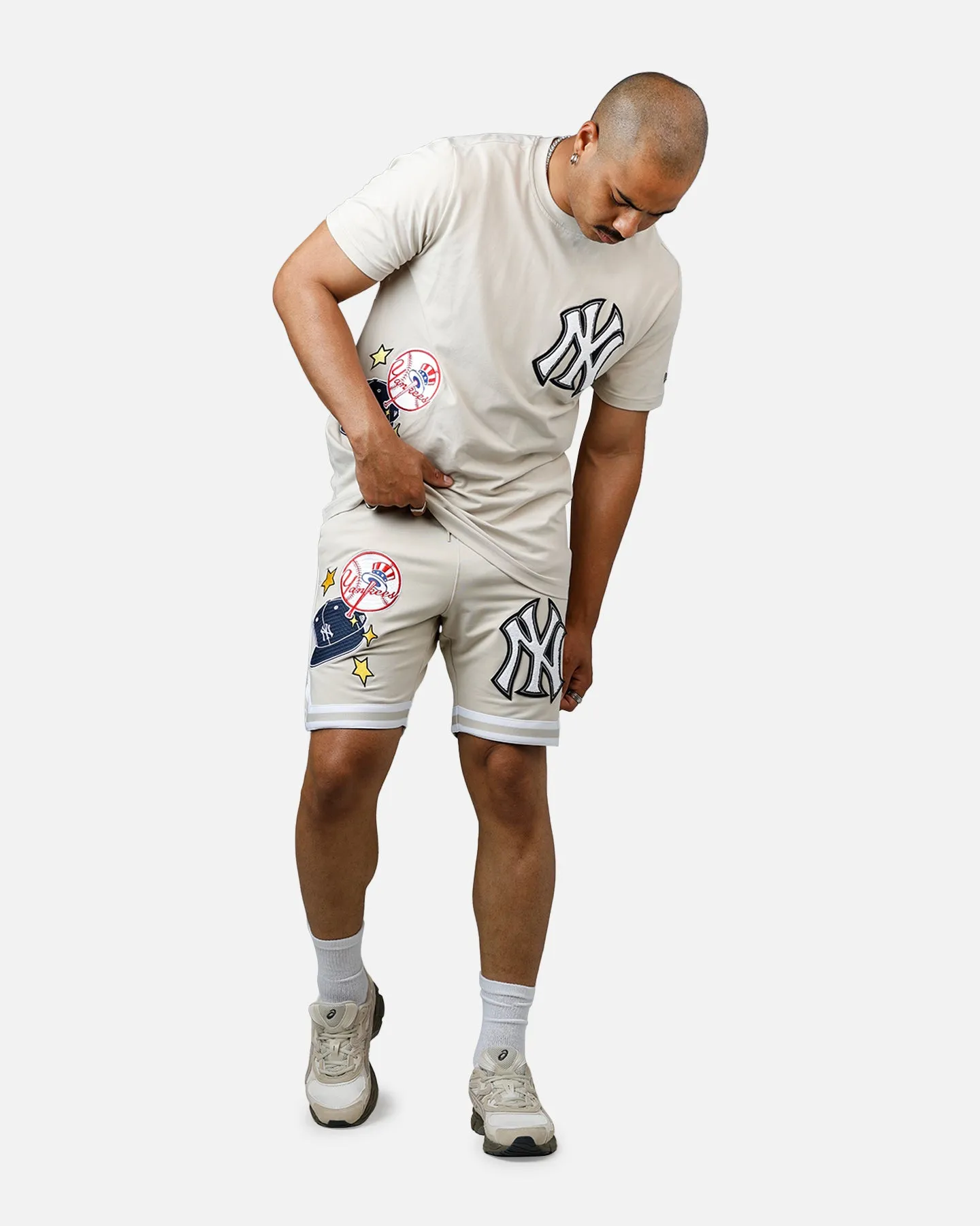 Sleek Comfort swimming accessory New Era New York Yankees 'Logo Select' Summer Shorts Stone