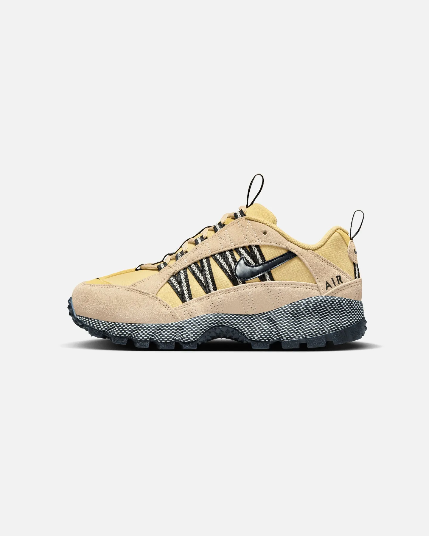 Nike Women's Air Humara Sesame Trendy Color Mix
