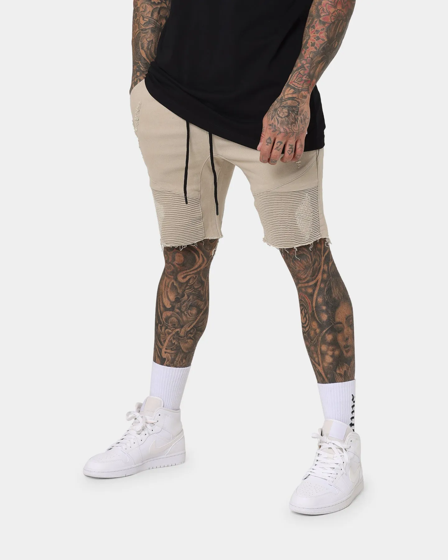 Saint Morta United Distressed Biker Shorts Stone Slim Waistband