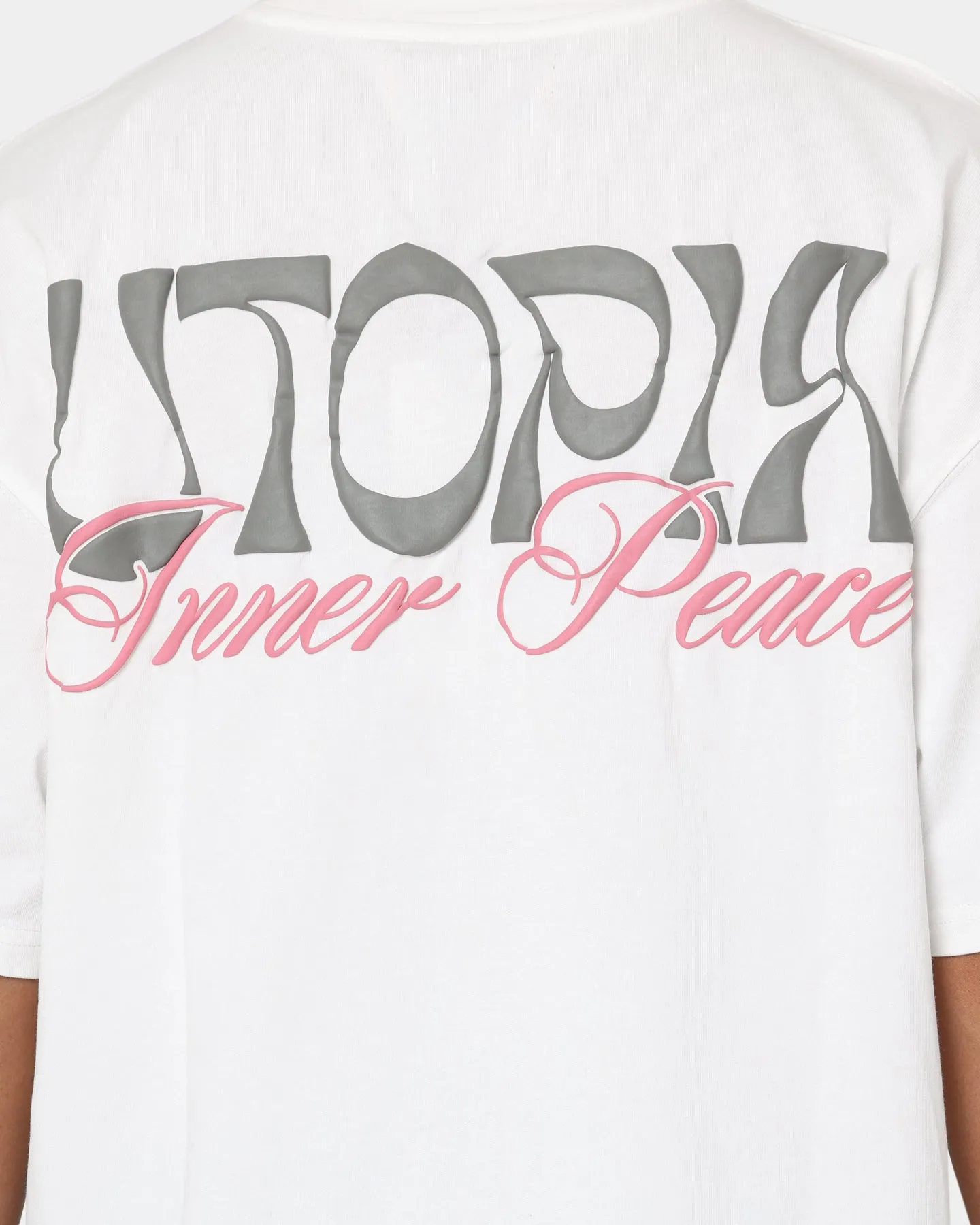Loiter Utopia Fleur T-Shirt Off White Stylish Essential Universal Silhouette