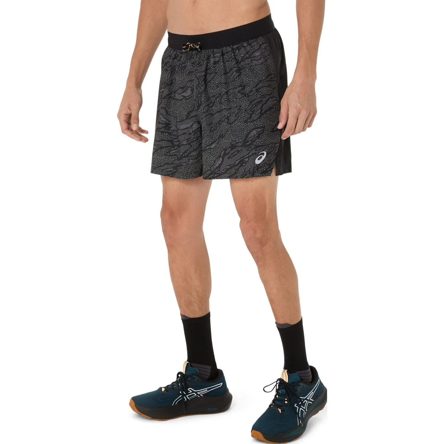Asics Fujitrail AOP 5in Mens Short Black Bonded Seam Technology Unisex Design