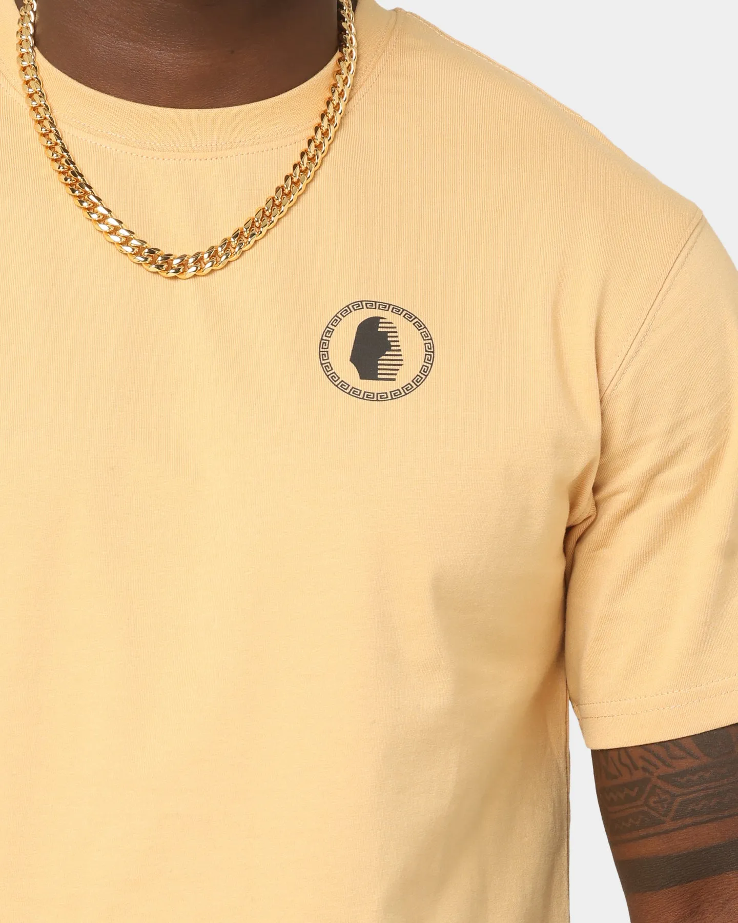 Chilly Comfort Effortless Daywear Last Kings Darkness Short Sleeve T-Shirt Sand