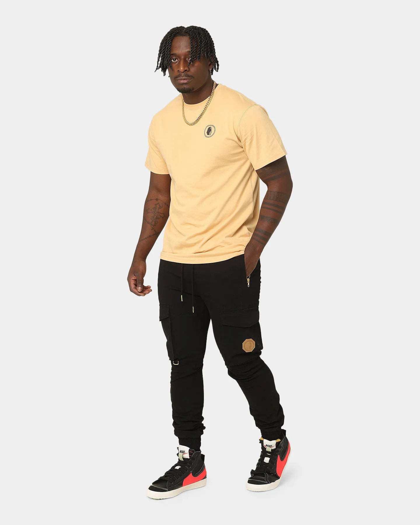 Last Kings Darkness Short Sleeve T-Shirt Sand Seasonal Must-Have