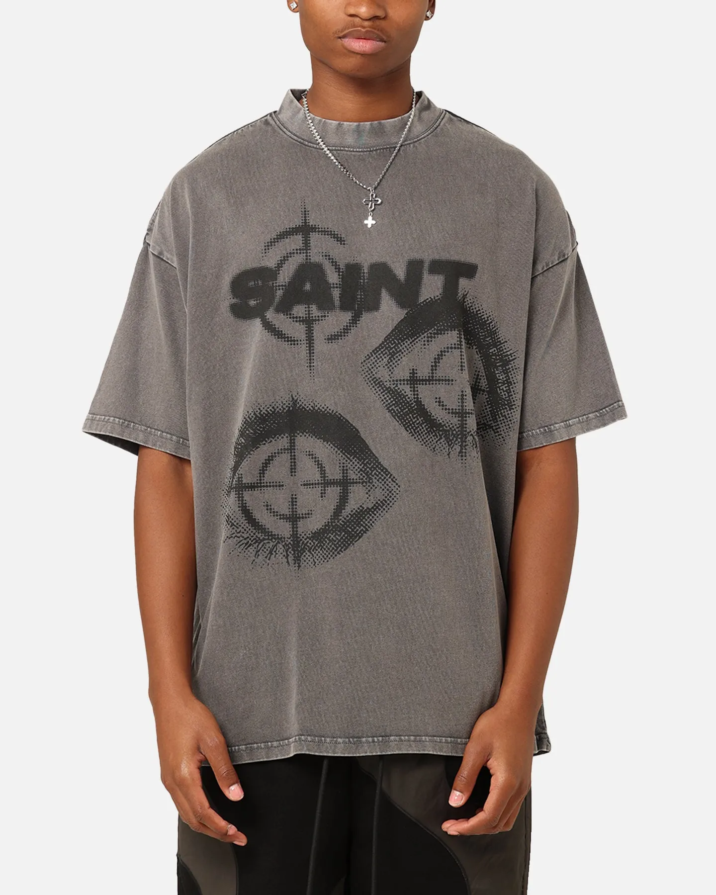Comfortable fit Layerable Look Saint Morta Save My Soul T-Shirt Washed Charcoal