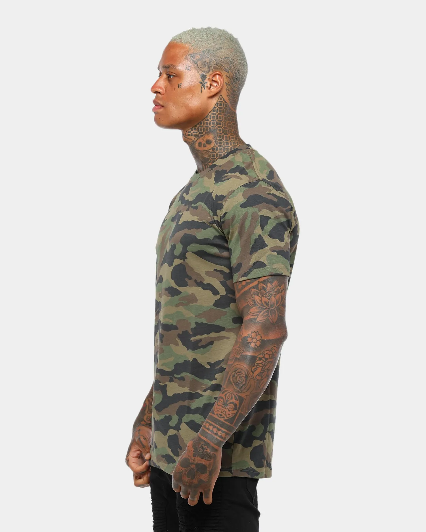 Classic Crew Neck Cozy Layer Well Made Standard Issue Tee Camo