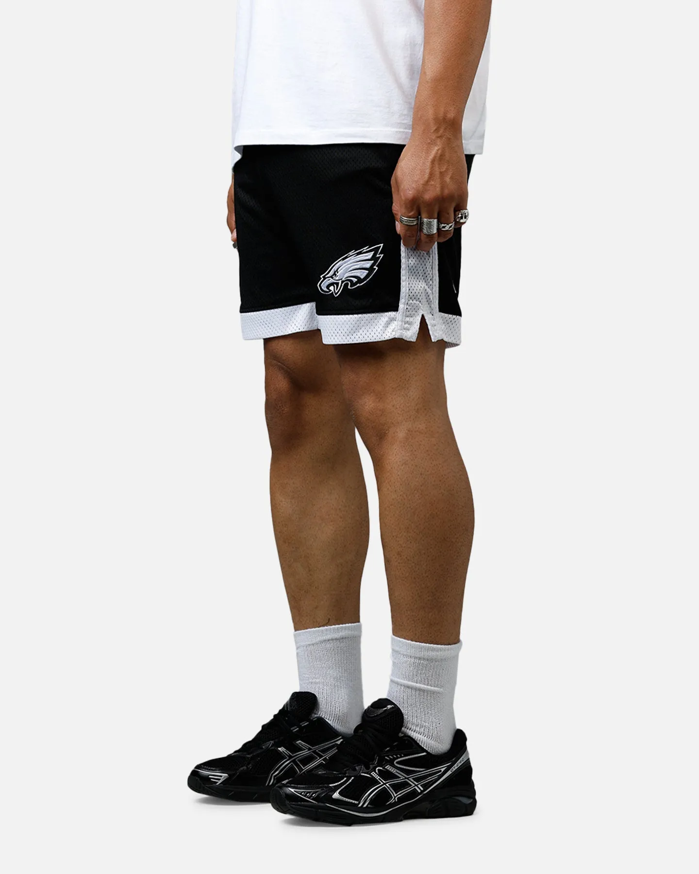 New Era Philadelphia Eagles Sport Class Shorts Black/White Quick Release Closure