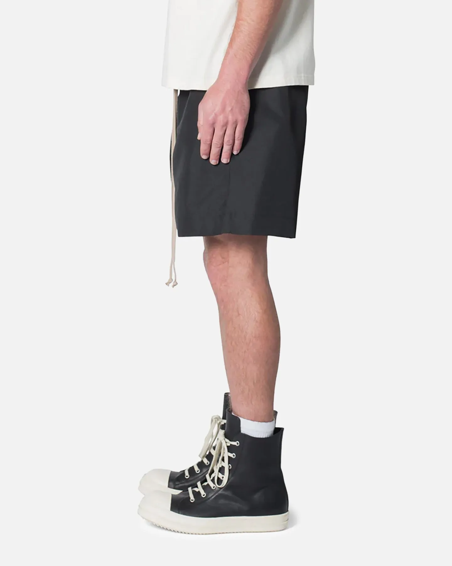 MNML Weimar Shorts Black Stylish Comfort