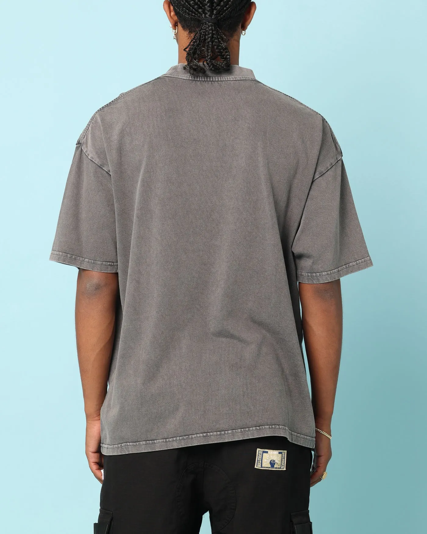Carr?? Dog House T-Shirt Washed Charcoal Beach relaxation Double Stitched Seams