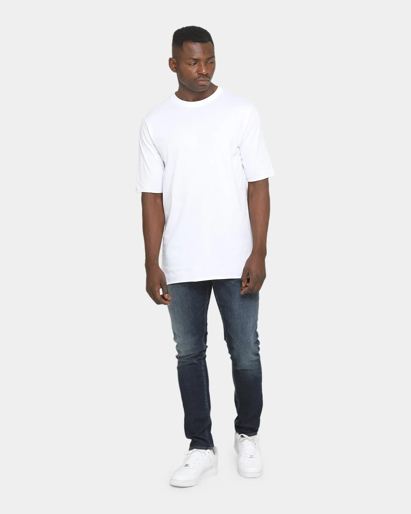 Well Made Unorthodox T-Shirt White Prom Active Style