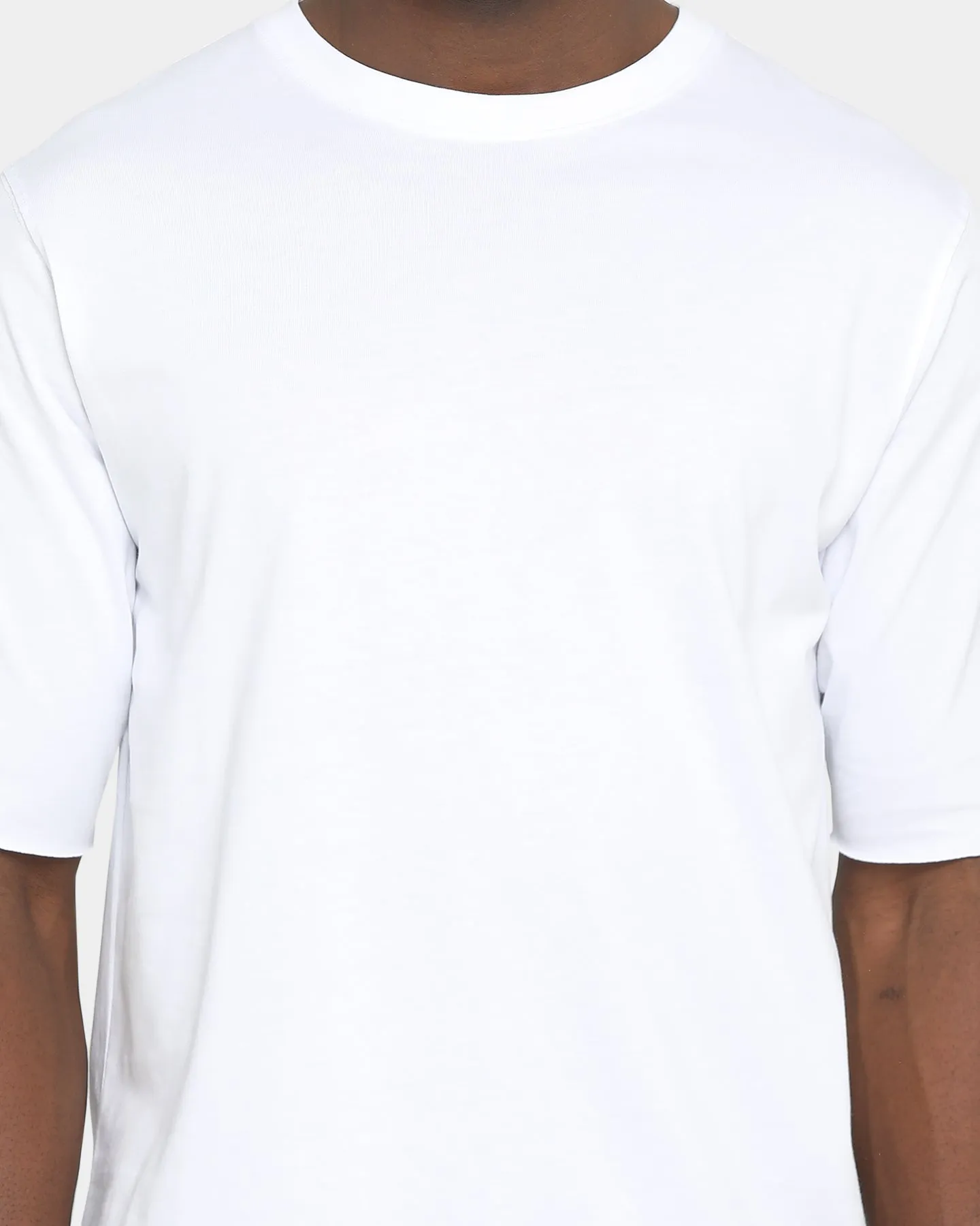 Well Made Unorthodox T-Shirt White Perfect For Relaxing Relaxed Outfit