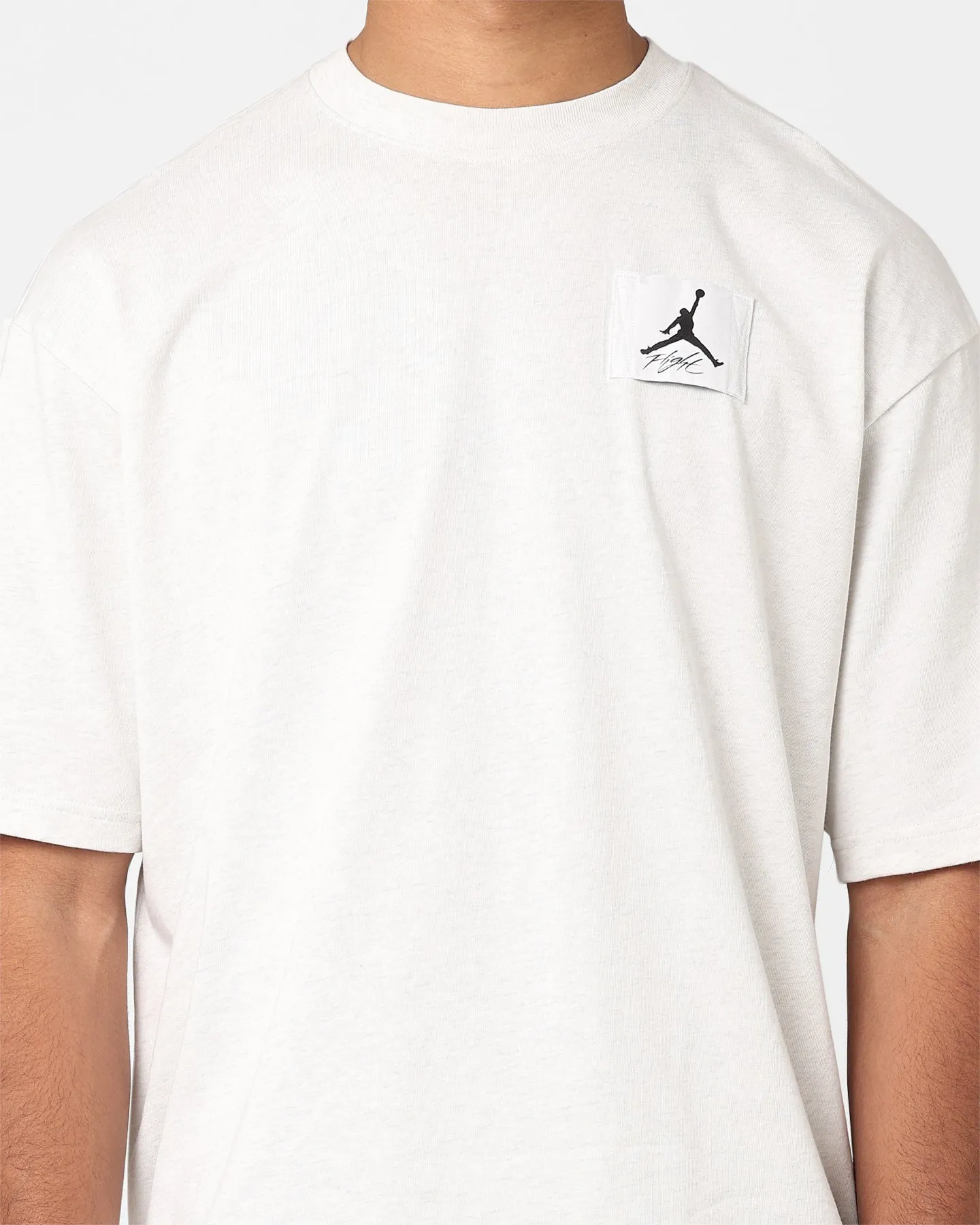 Jordan Flight Essentials Crewneck T-Shirt Sail/Heather Relaxed fit style