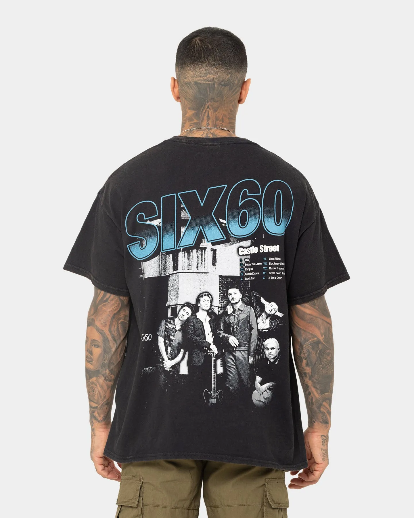 Complementary Colors Slim fit sleekness Six60 Merch Six60 Merch Vintage T-Shirt Black Wash