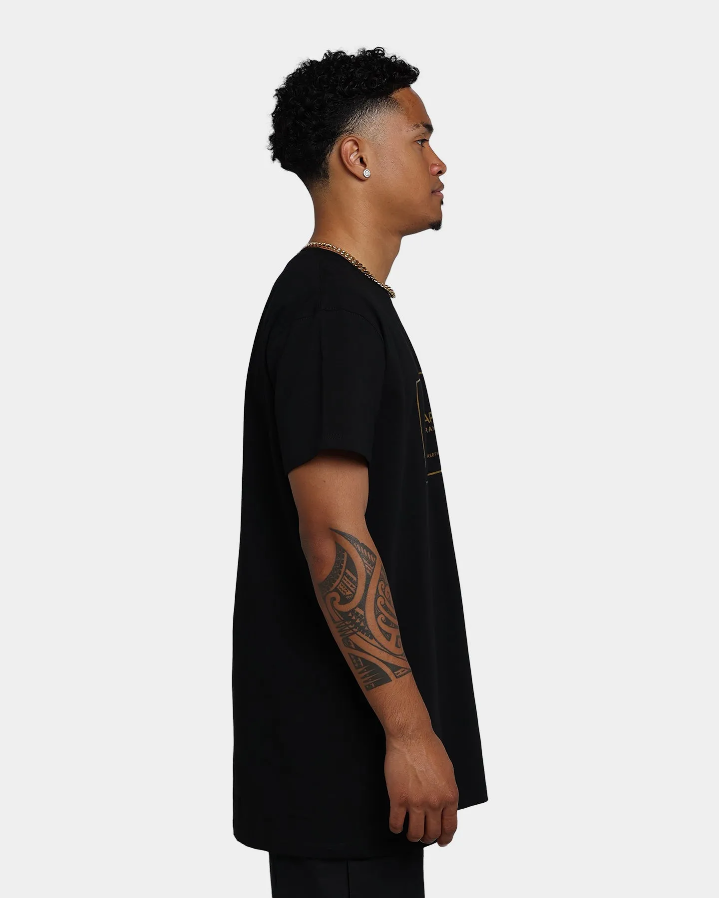 ZeroDistressFinish Emperor Apparel Chic Hustle Short Sleeve T-Shirt Black/Gold