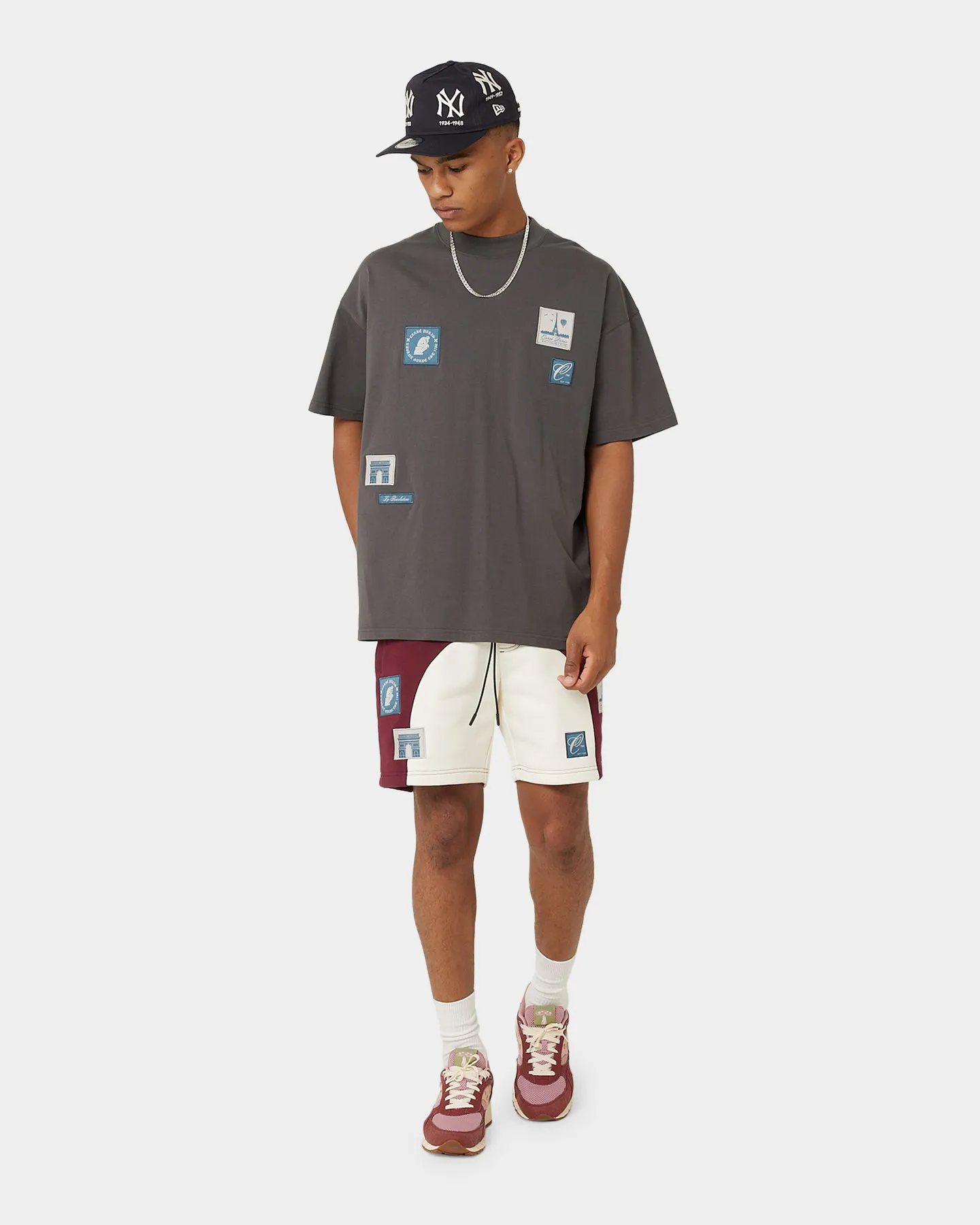 Carre Avant Oversized Short Sleeve T-Shirt Coal Modern Layer
