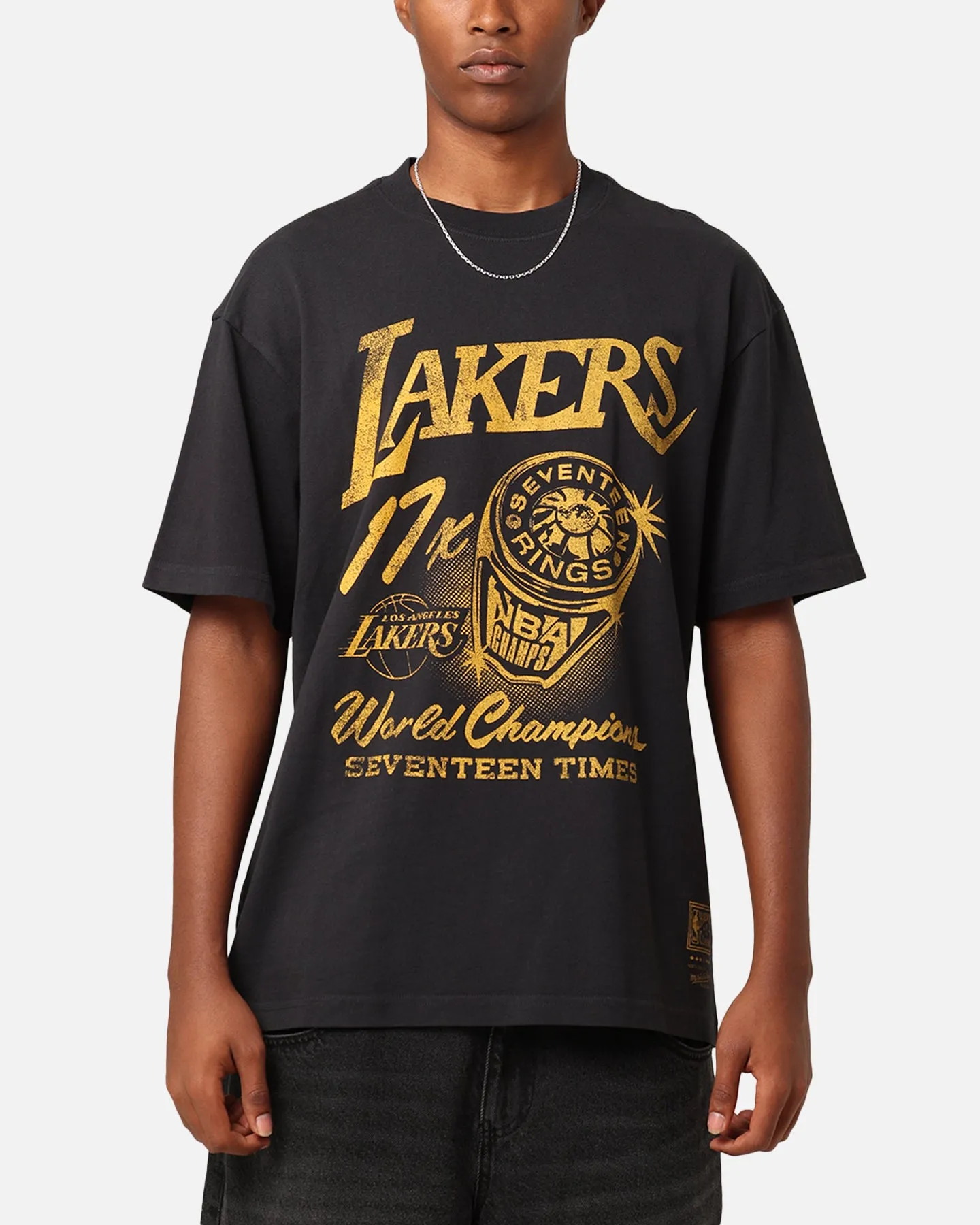 Mitchell & Ness Los Angeles Lakers Rings T-Shirt Faded Black High Durability Weave Cozy Look