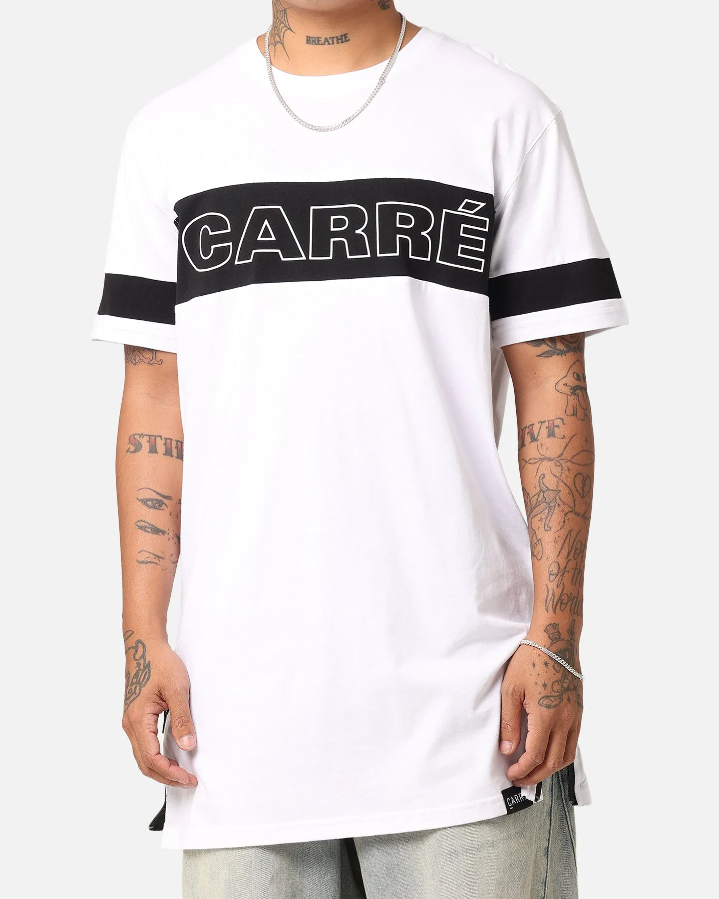 Carr?? Panneau Short Sleeve T-Shirt White/Black MoistureWicking Relaxed Fit Design