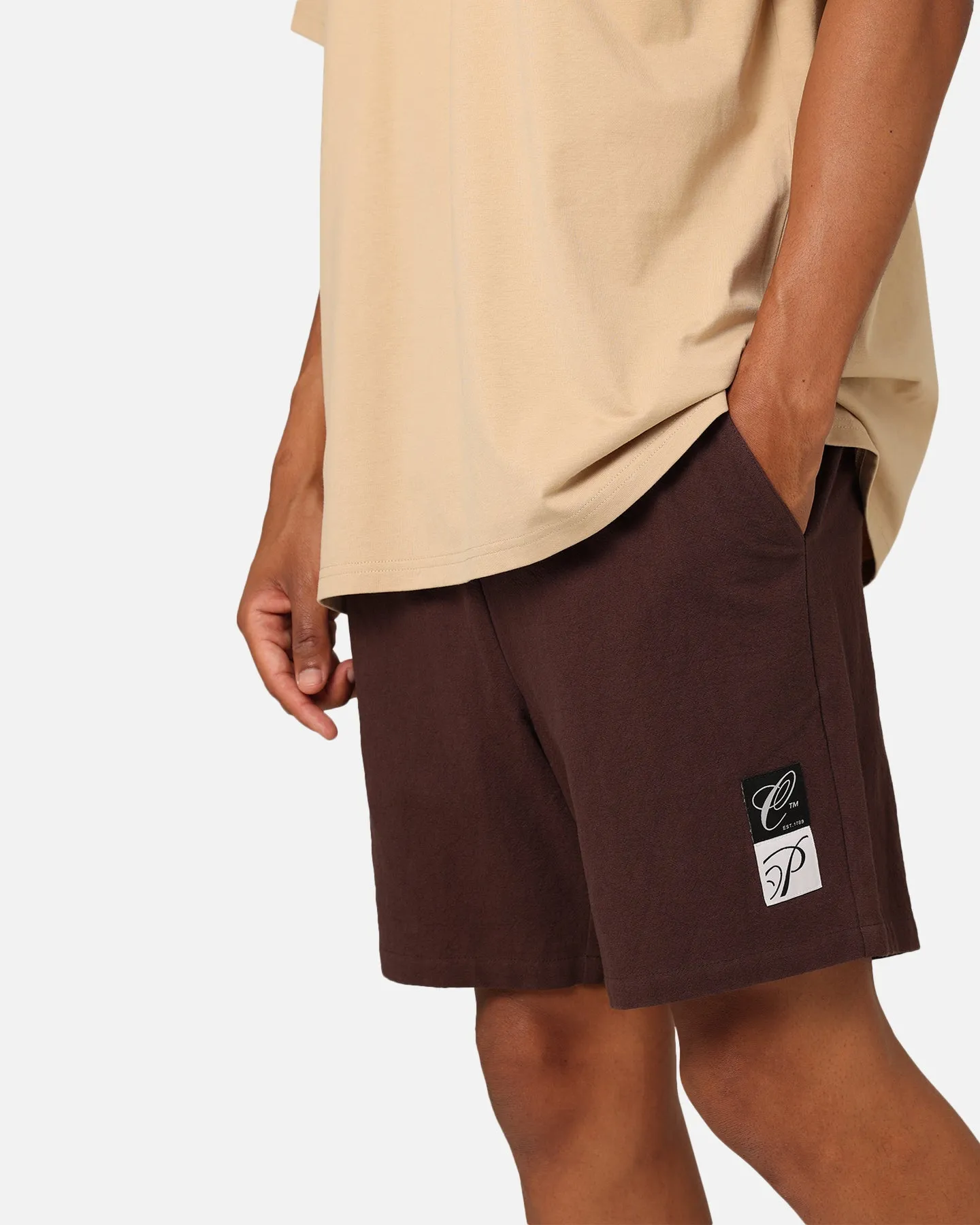 Breathable Fit Carre Luxe Linen Shorts Brown
