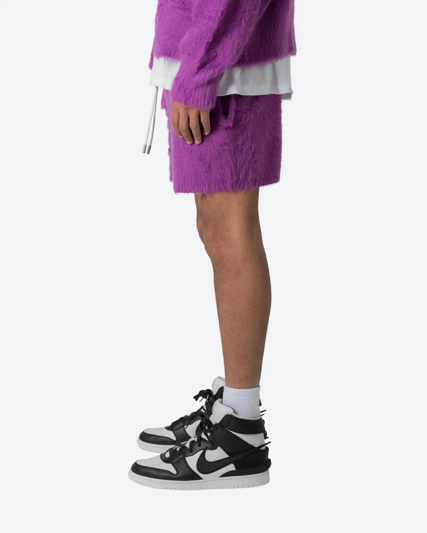 MNML Fuzzy Sweat Shorts Purple mesh ventilation Sporty Look