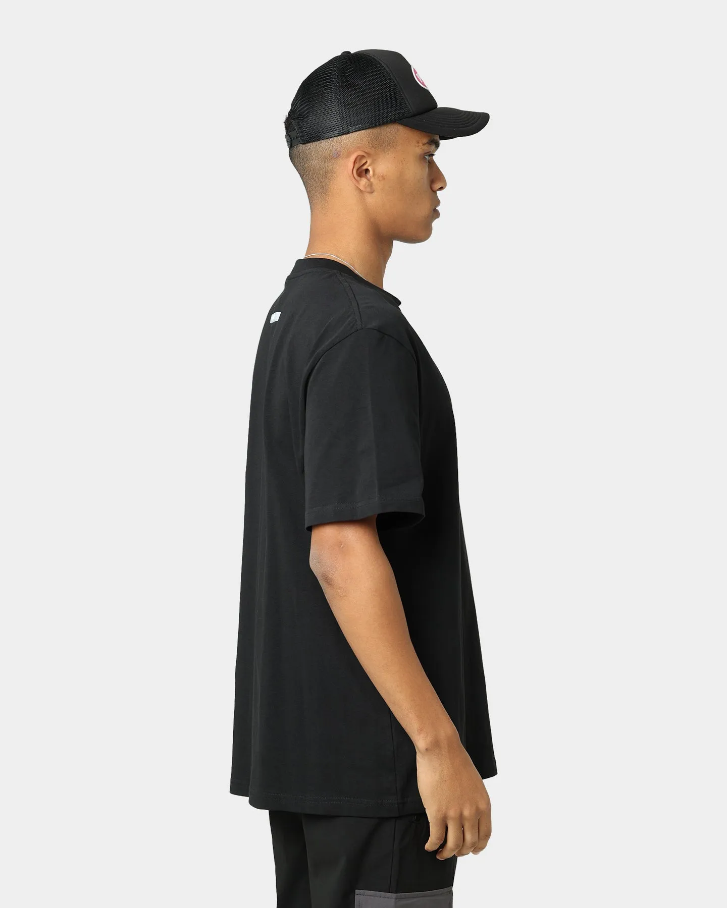 Casual Layering Pyra Stacked Logo T-Shirt Black/White