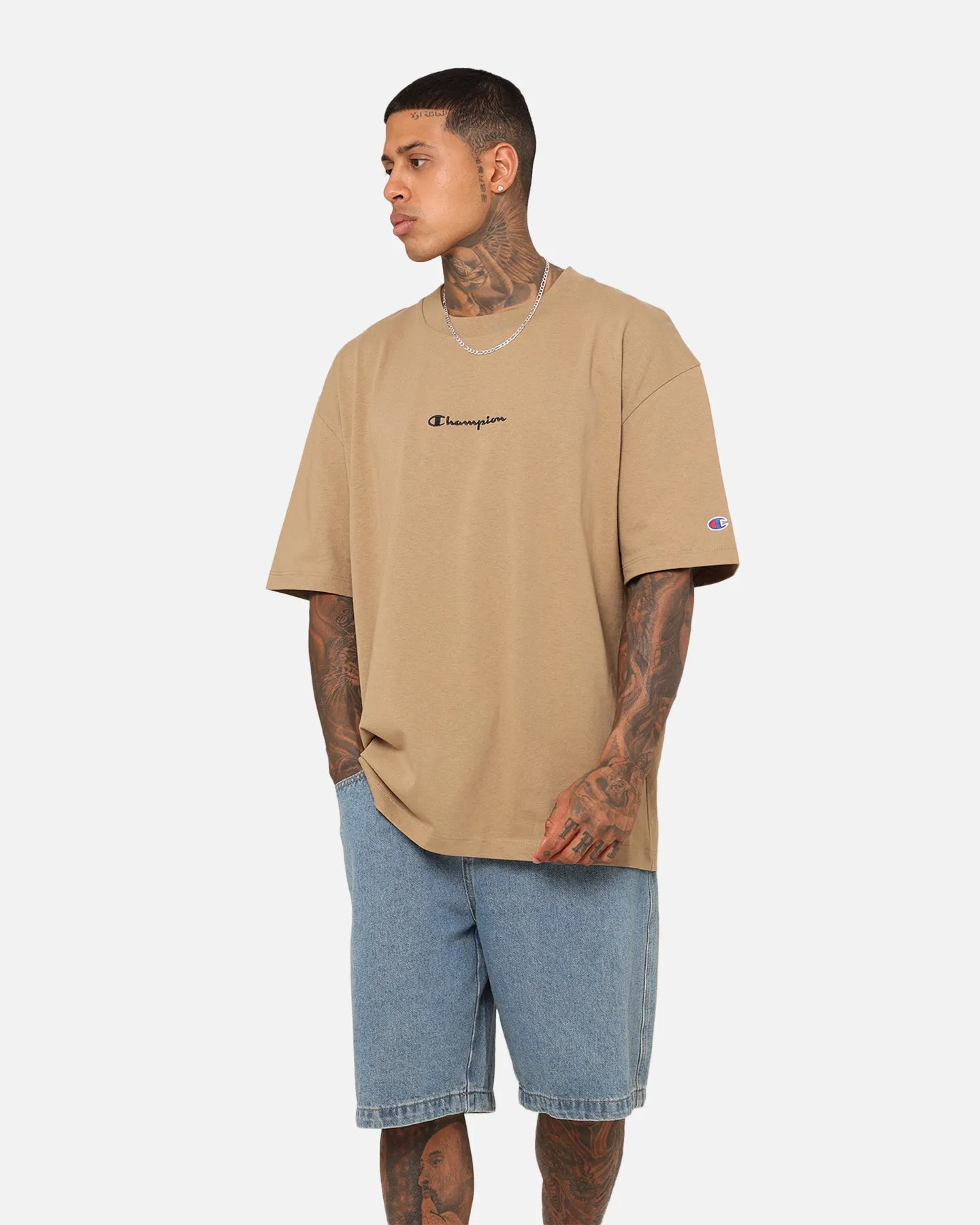 Ultimate Wear Champion Embroidered T-Shirt London Bridge