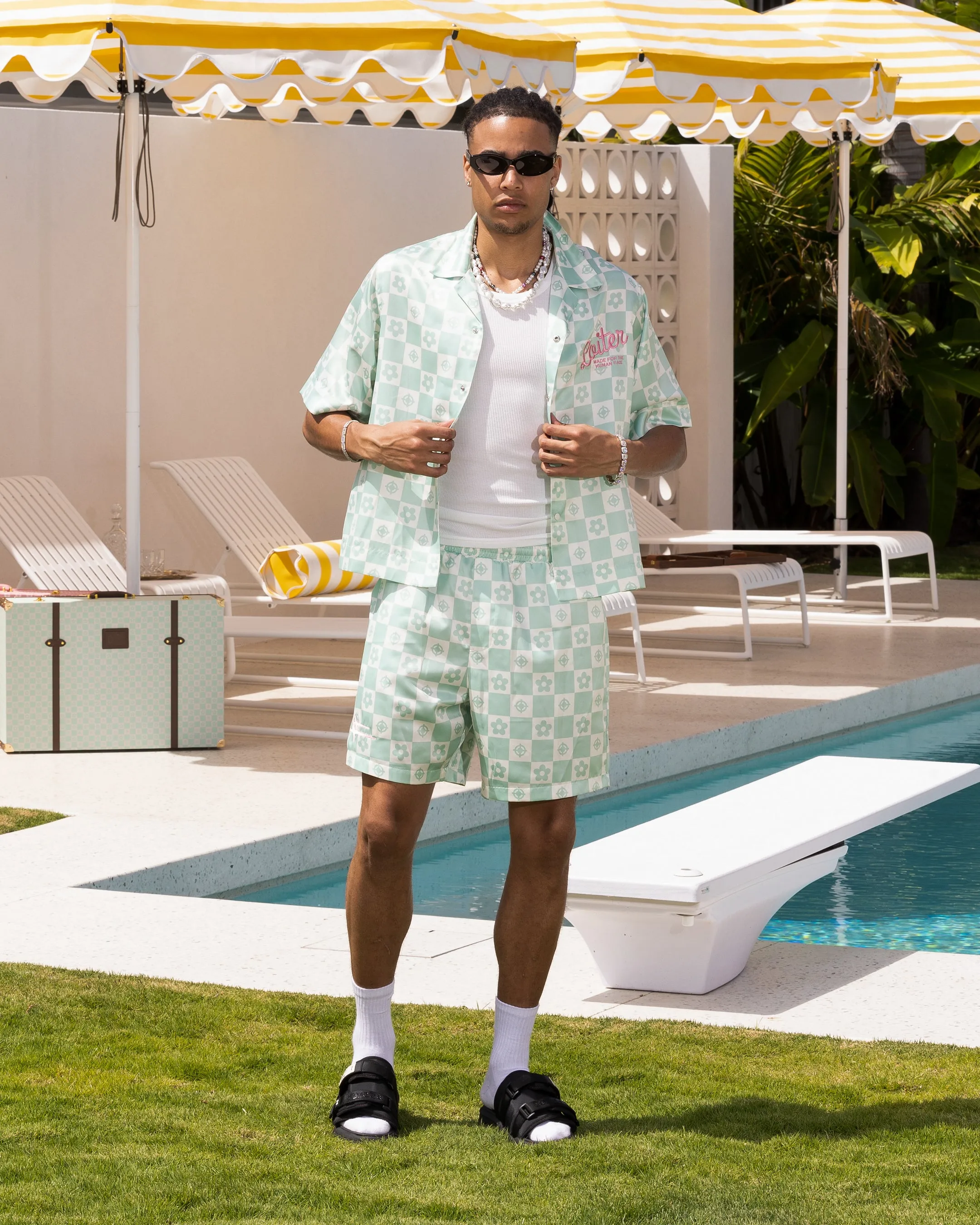 Sporty Vibes Loiter Midsummer Walk Shorts Sage Green