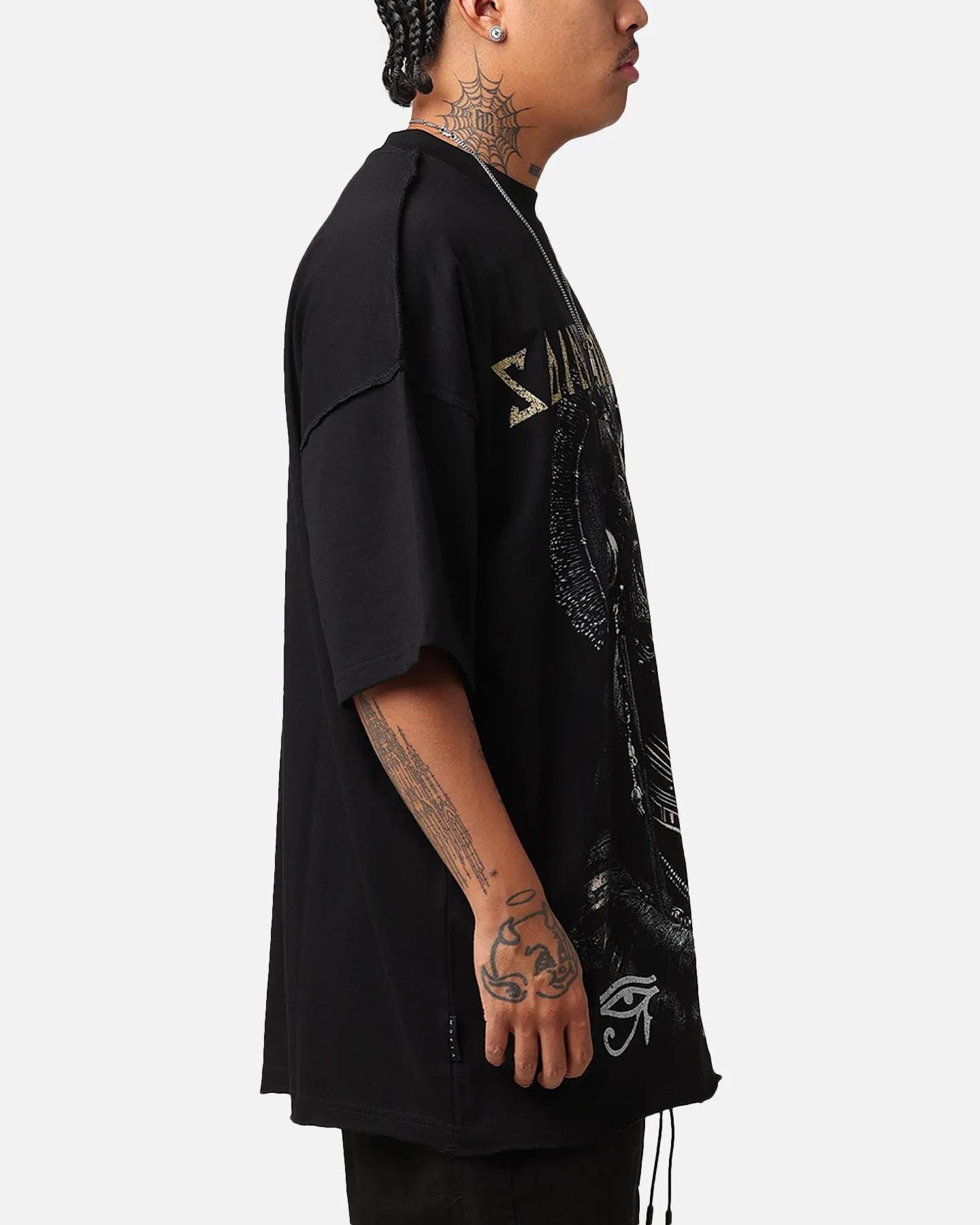 Saint Morta Shadow King T-Shirt Black light layering Simple yet stylish