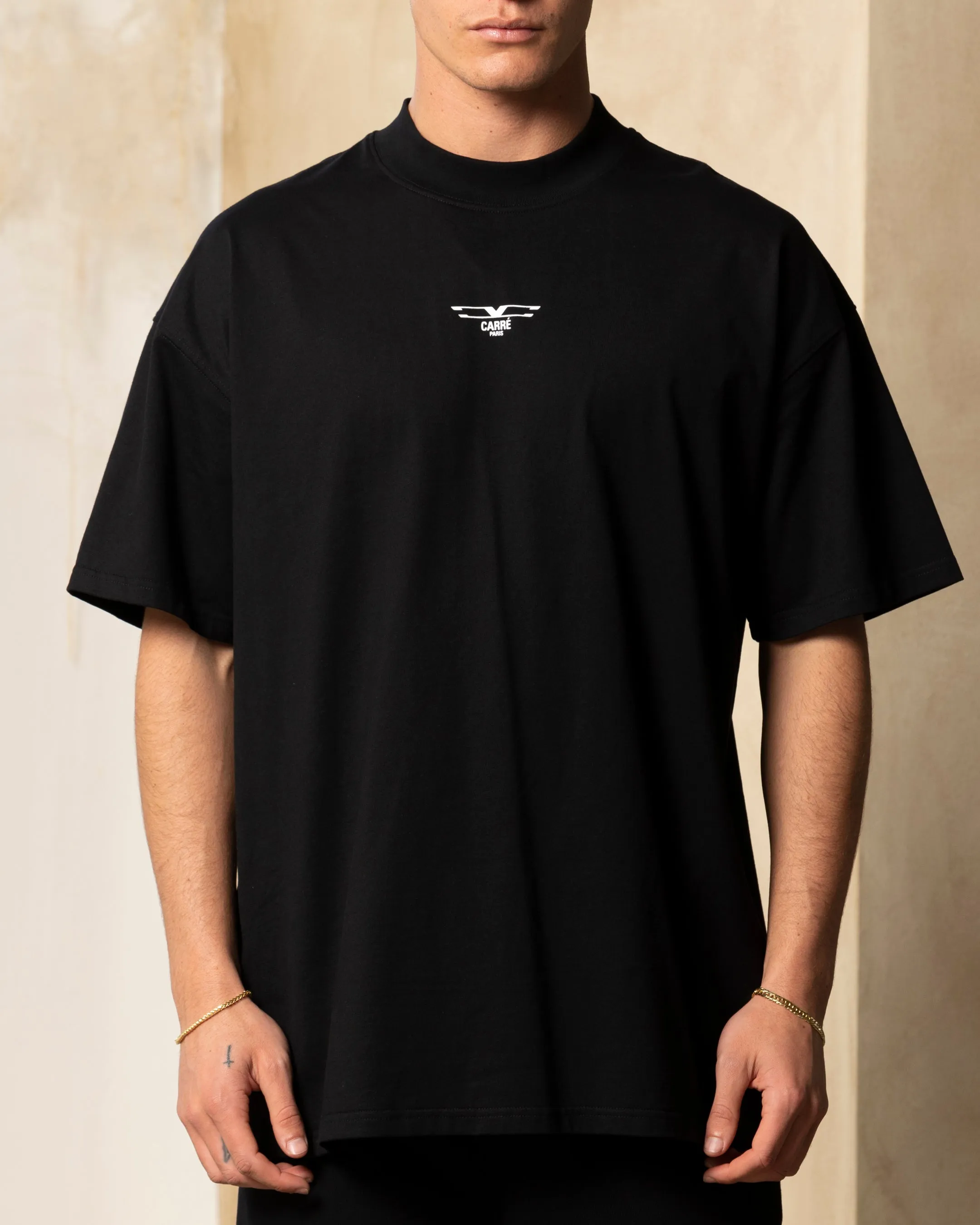 Trendy Vibes Wear Carre Revolution Oversized T-Shirt Black