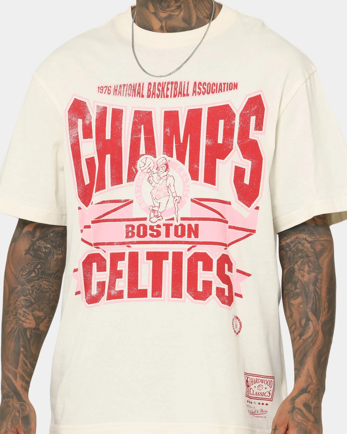 Mitchell & Ness Boston Celtics St Valentine's Day T-Shirt Unbleached Relax Trend