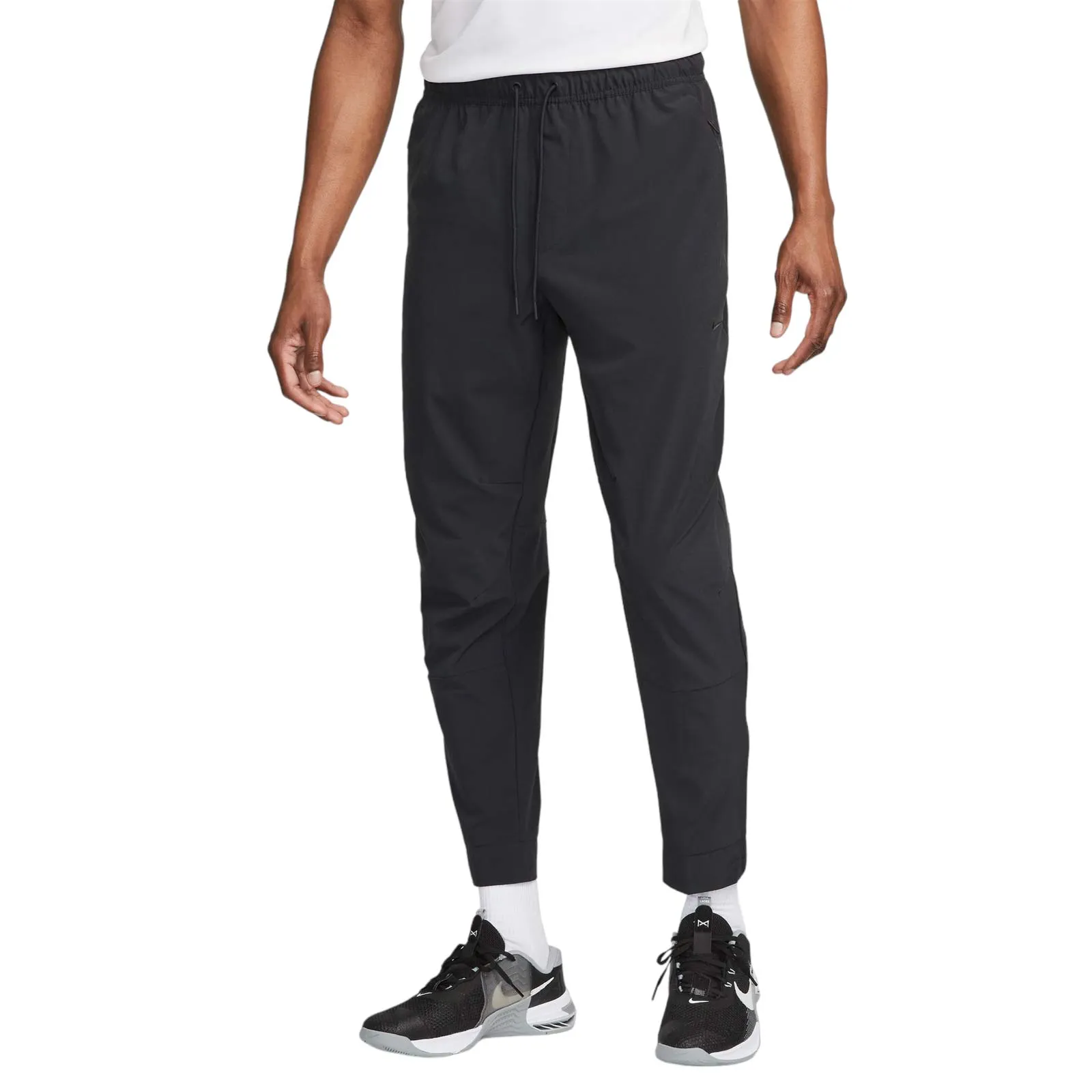 Flexible Articulated Knees Nike Unlimited Mens Dri-FIT Zippered Cuff Versatile Pants