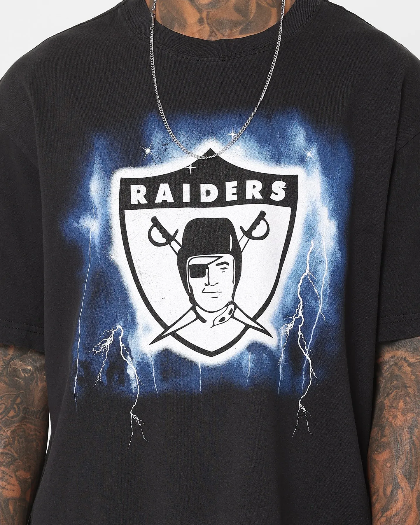 High-Quality Cotton Athletic Wear Mitchell & Ness Las Vegas Raiders Logo Lightning T-Shirt Black