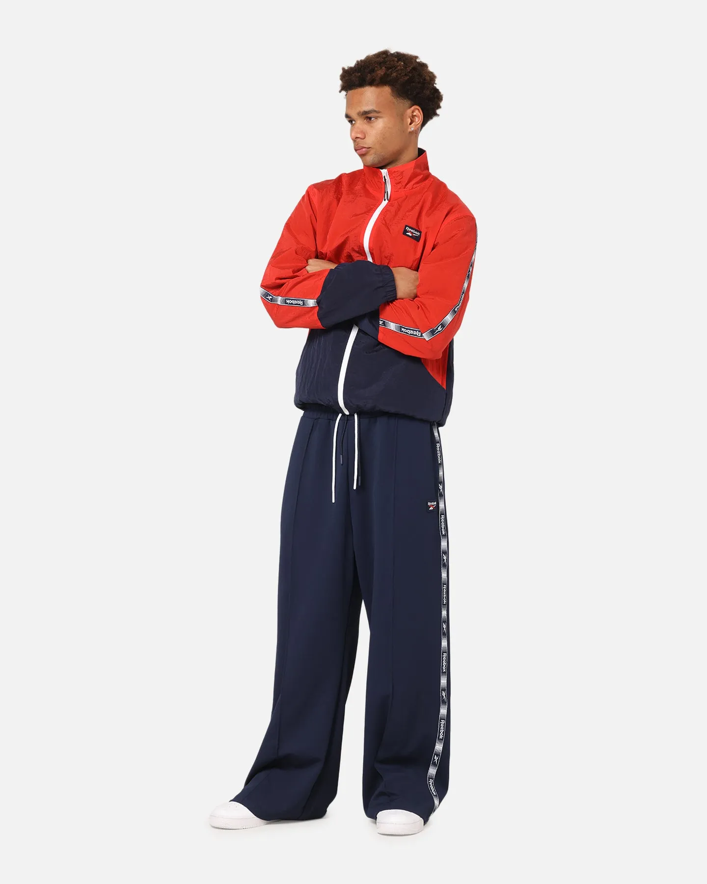 Slim Silhouette complementary item Reebok Archive Track Jacket Red/Navy