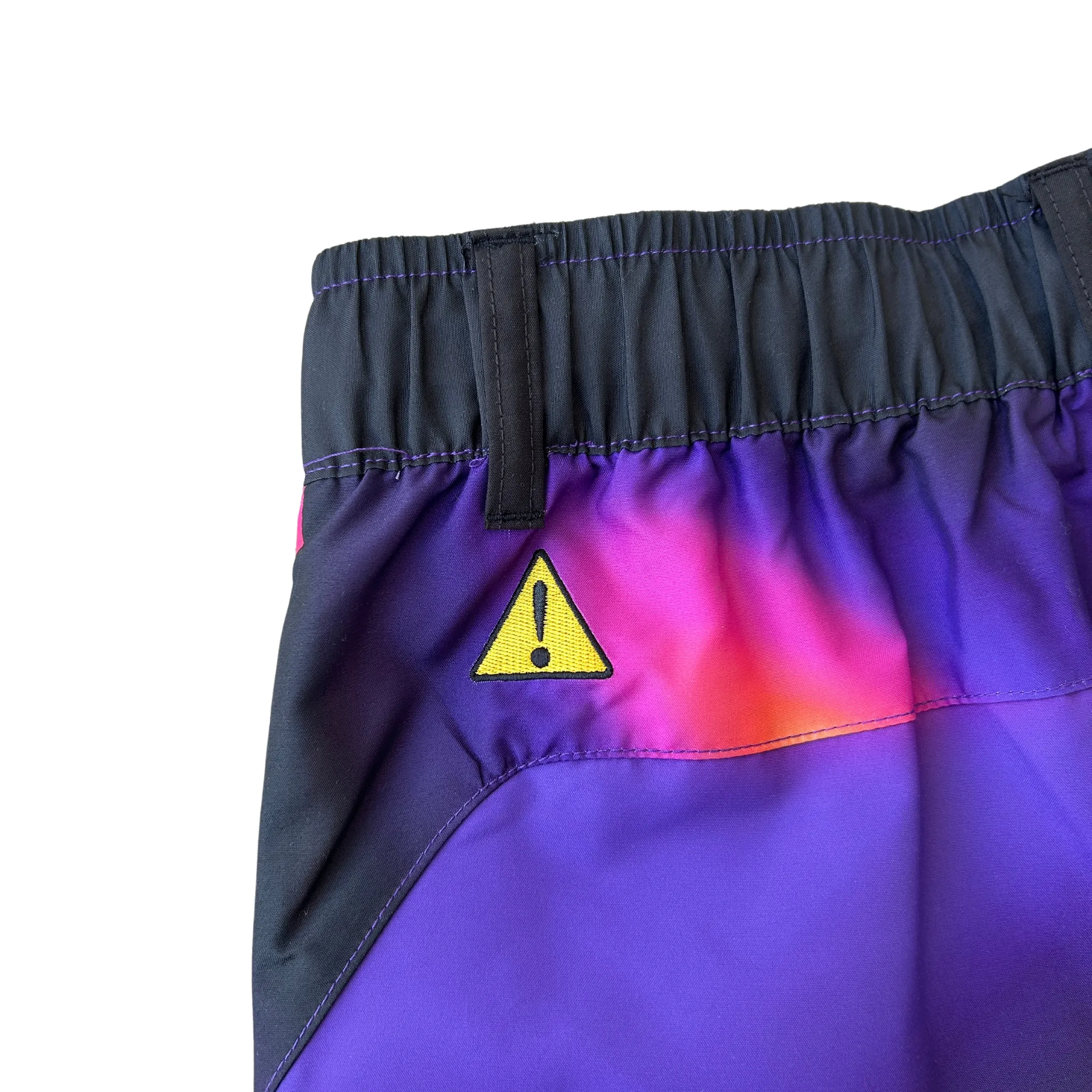 Sharp Line Flexible Material Puma MAPF1 X MDJ Woven Shorts (Sheen Green)