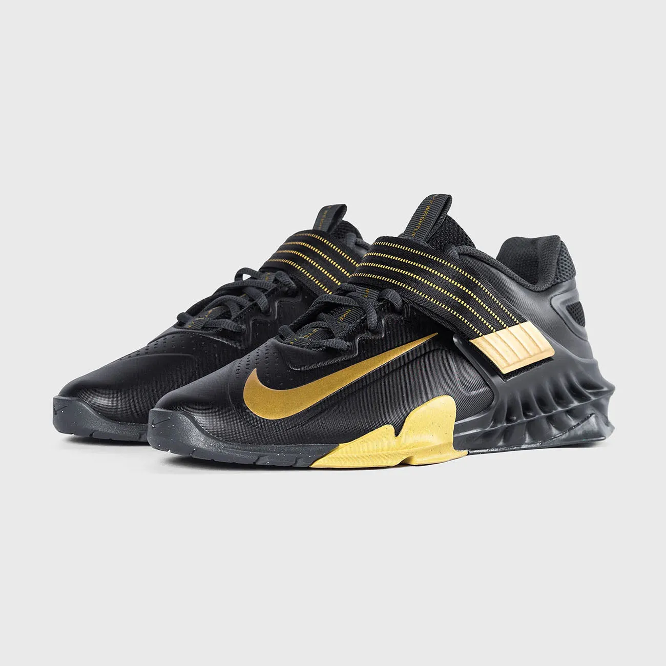 Nike Savaleos Stud Cool Grab Now