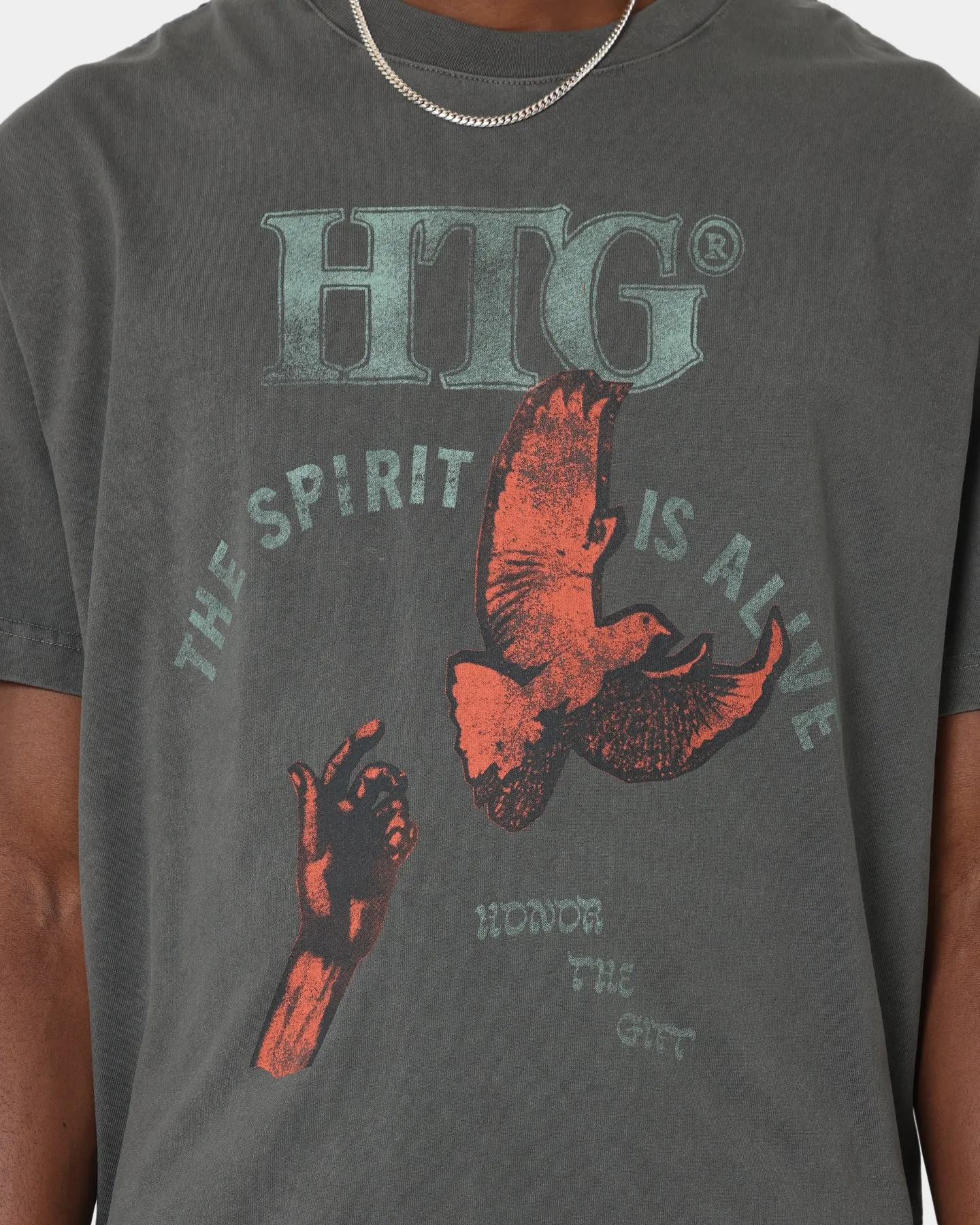 Honor The Gift Alive T-Shirt Pigment Black StretchReinforcedArmholes Versatile Piece
