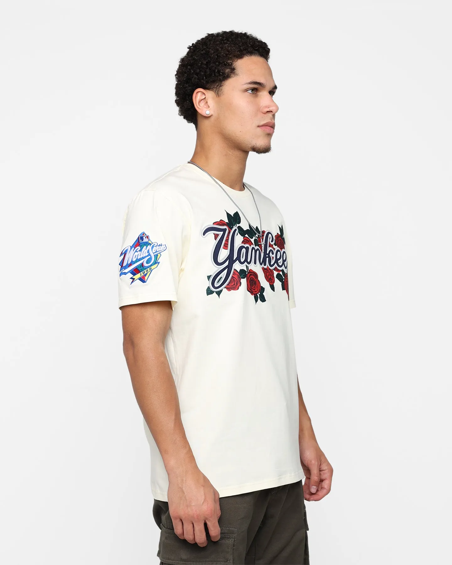 Cycling endurance Outdoor Style Trend Pro Standard New York Yankees Roses T-Shirt Eggshell