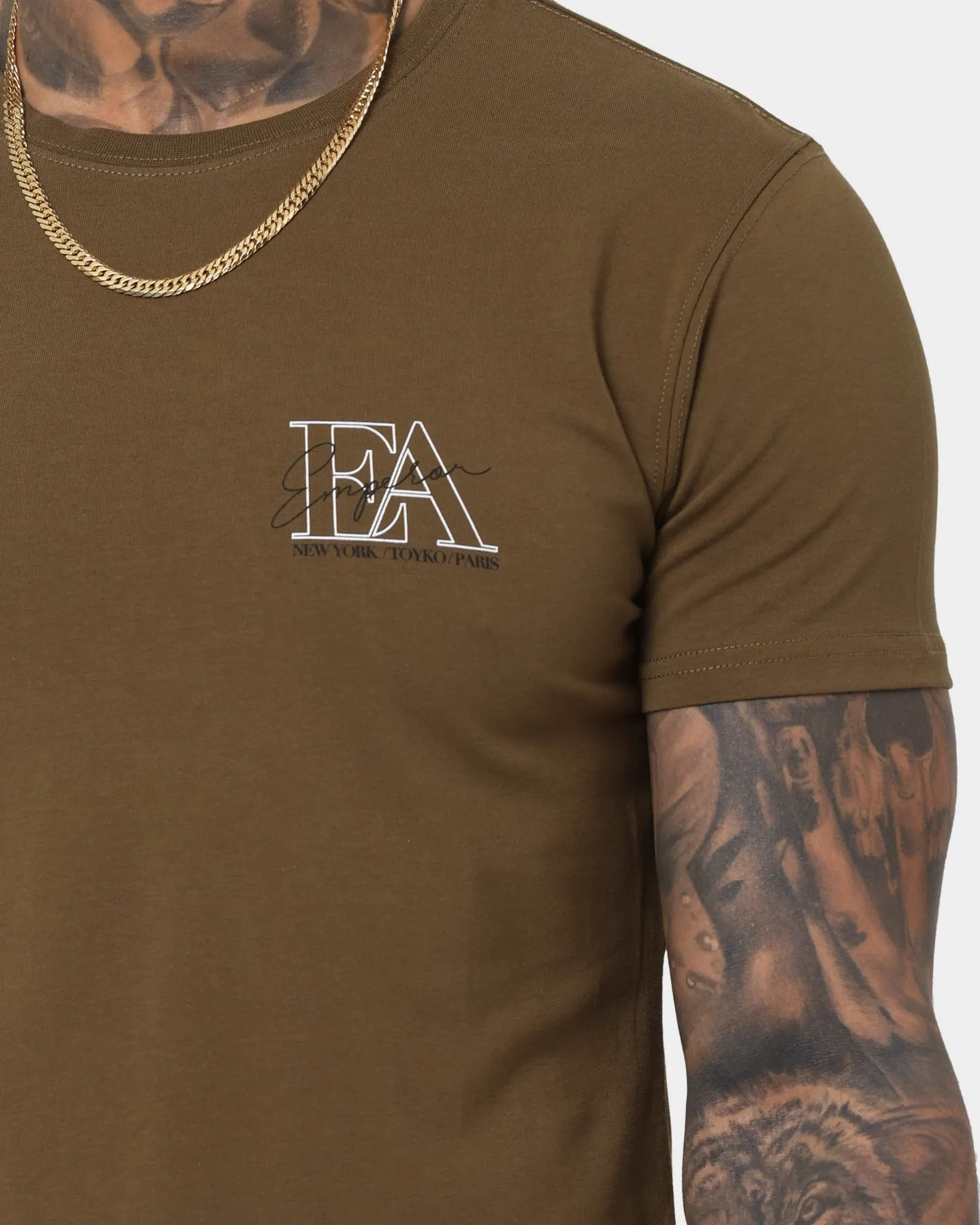 Reinforced Neckline Perfect for Travel Emperor Apparel Classique After Dark Short Sleeve T-Shirt Army Green/Black