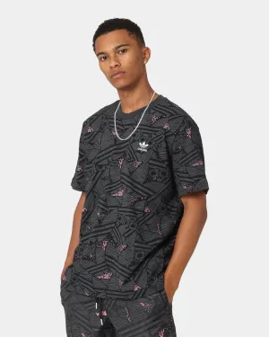 Adidas Trefoil All Over Print T-Shirt Black/Grey Six Sporty Style Multi Panel Structure